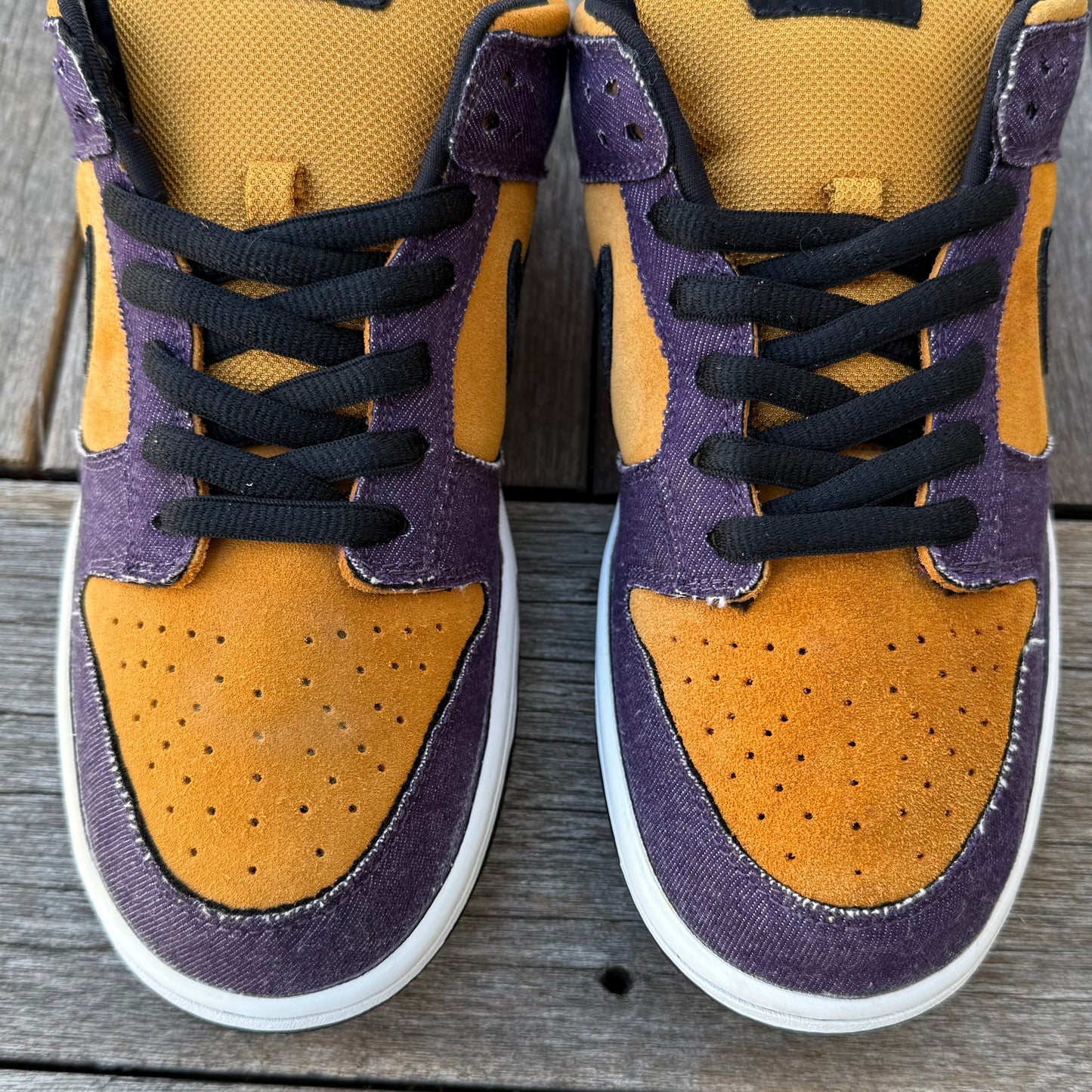 Nike SB Dunk Low Goofy Boy Size 9.5