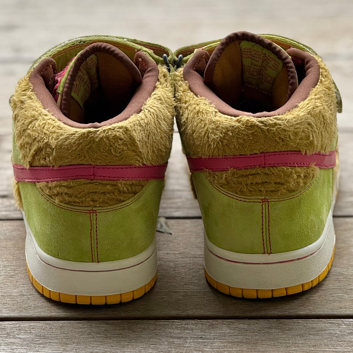 Nike SB Dunk Mid Mama Bear Three Bears Size 9
