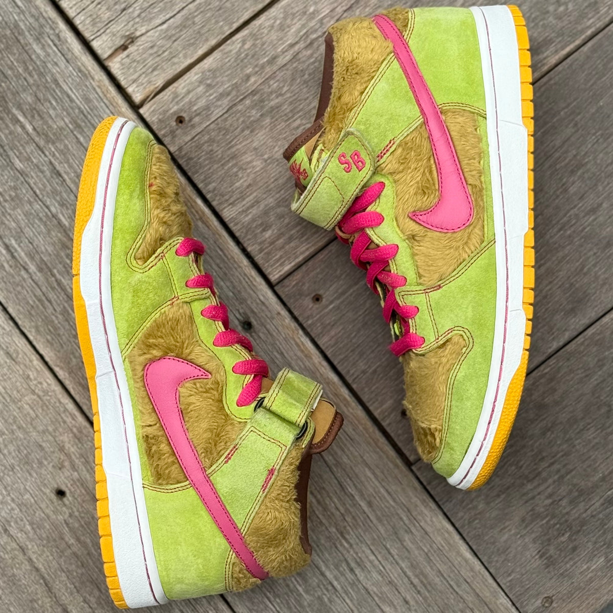 Nike SB Dunk Mid Mama Bear Three Bears Size 9