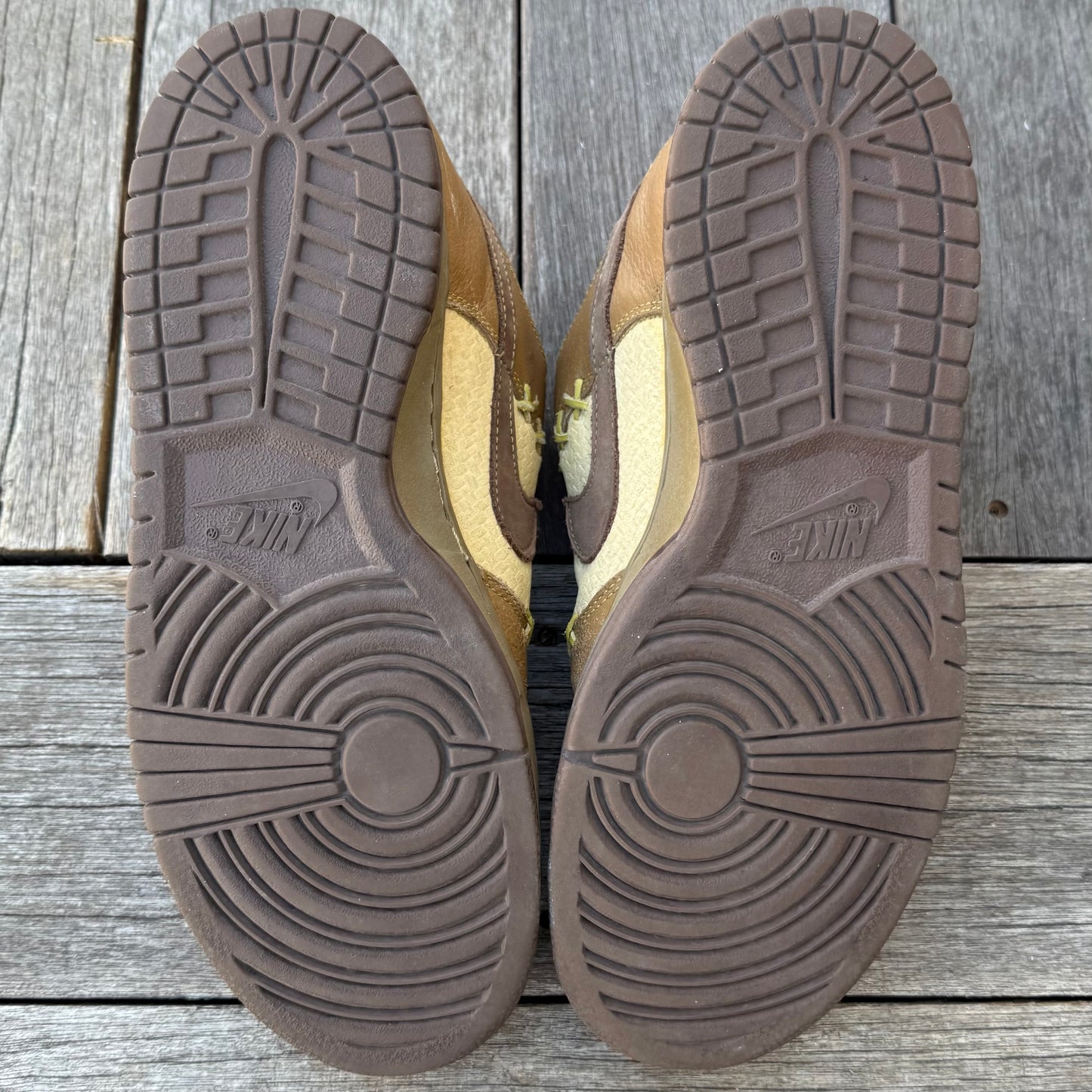 Nike SB Dunk Low Shanghai 2 Size 10.5