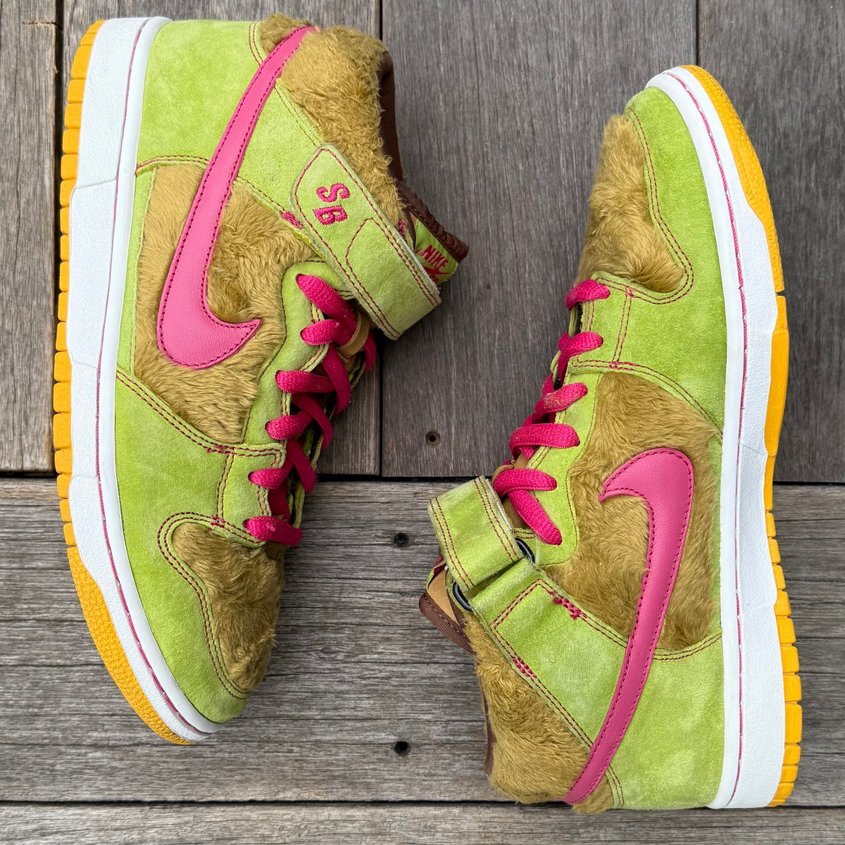 Nike SB Dunk Mid Mama Bear Three Bears Size 9