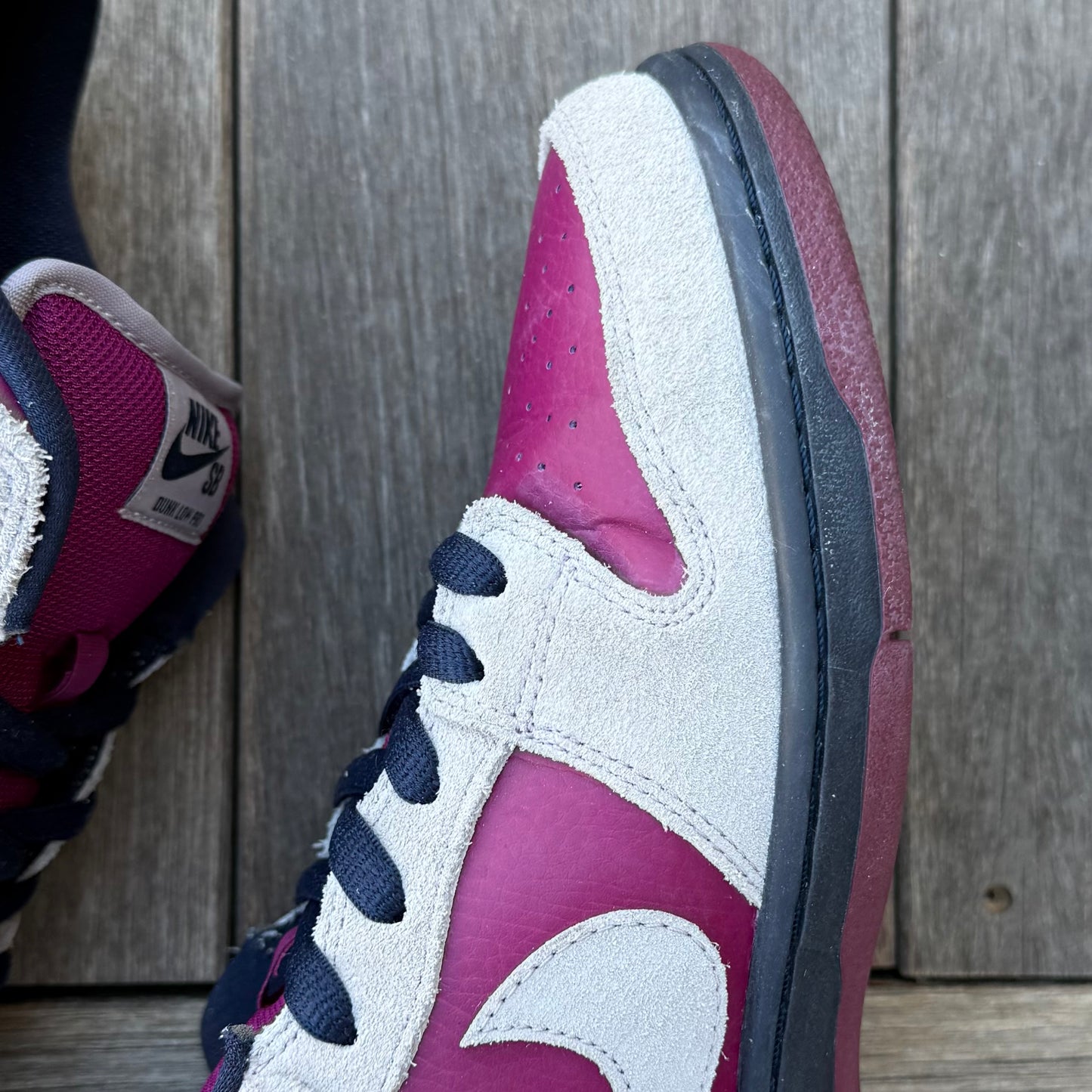 Nike SB Dunk Low True Berry Size 11