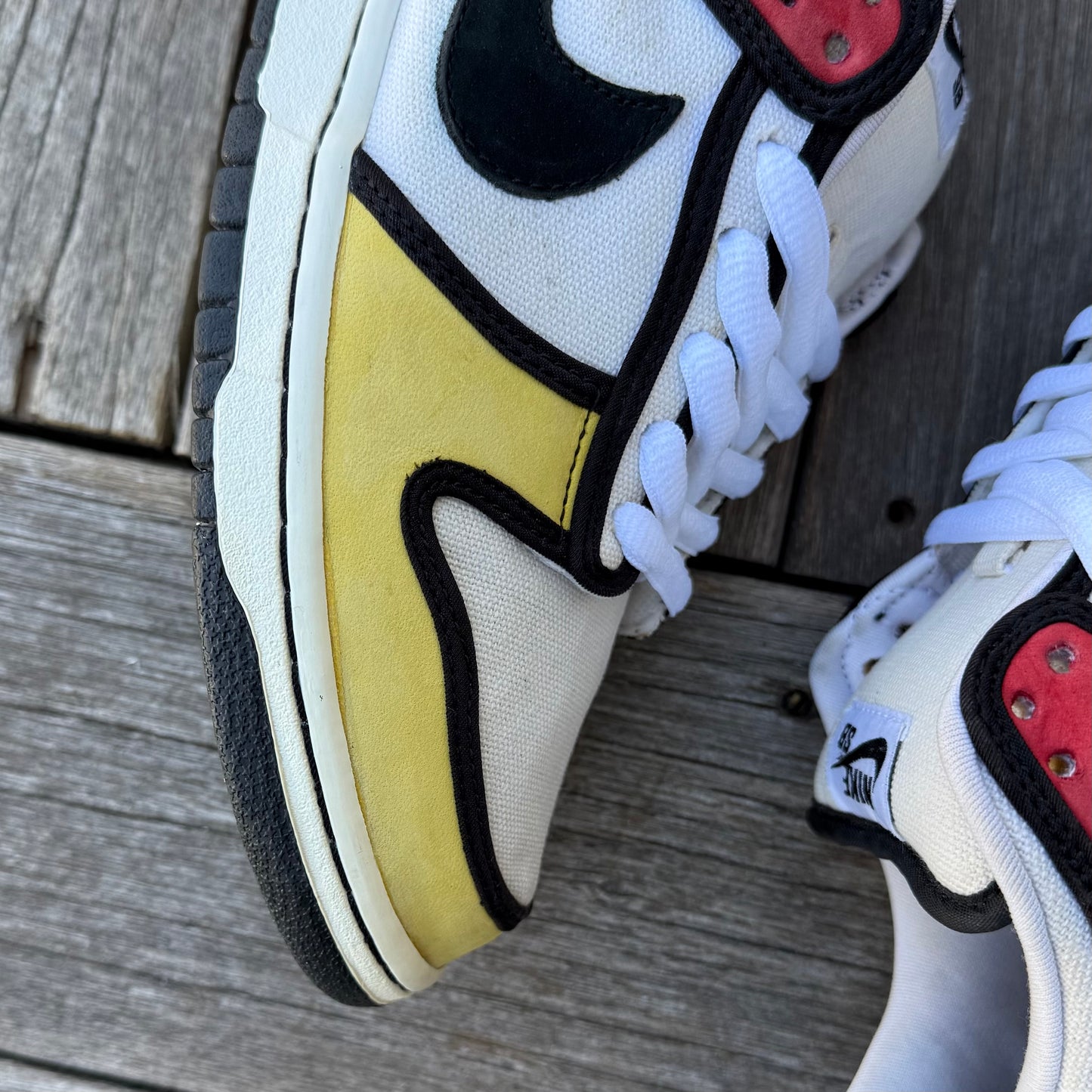 Nike SB Dunk Low Piet Mondrain Size 9