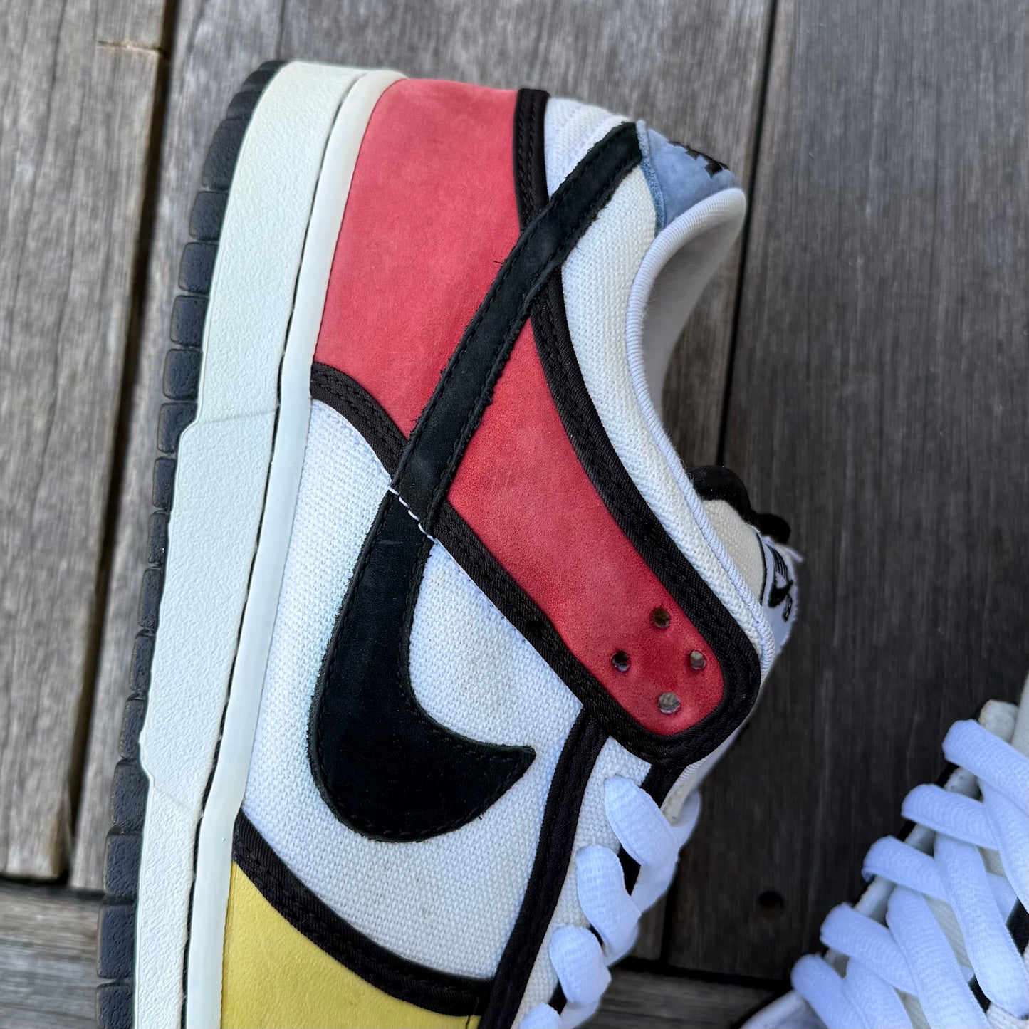 Nike SB Dunk Low Piet Mondrain Size 9