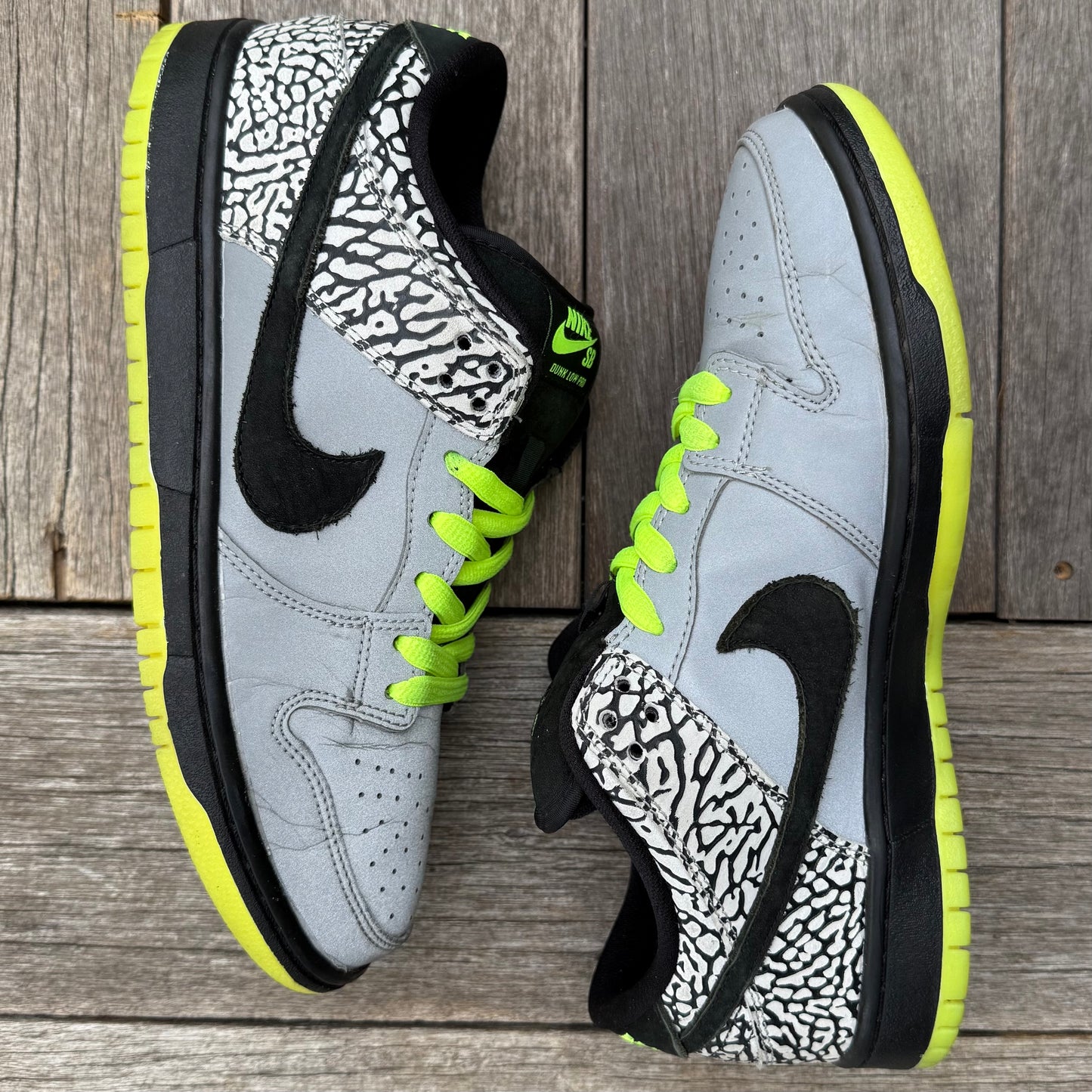 Nike SB Dunk Low 112 Clark Kent Size 9