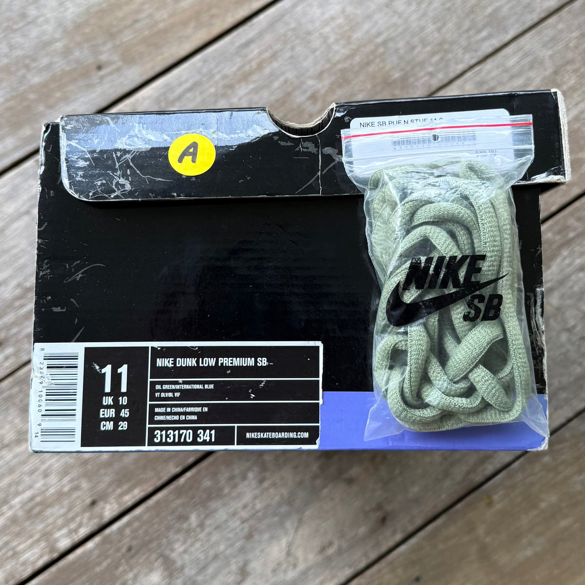Nike SB Dunk Low Puff N Stuff Size 11