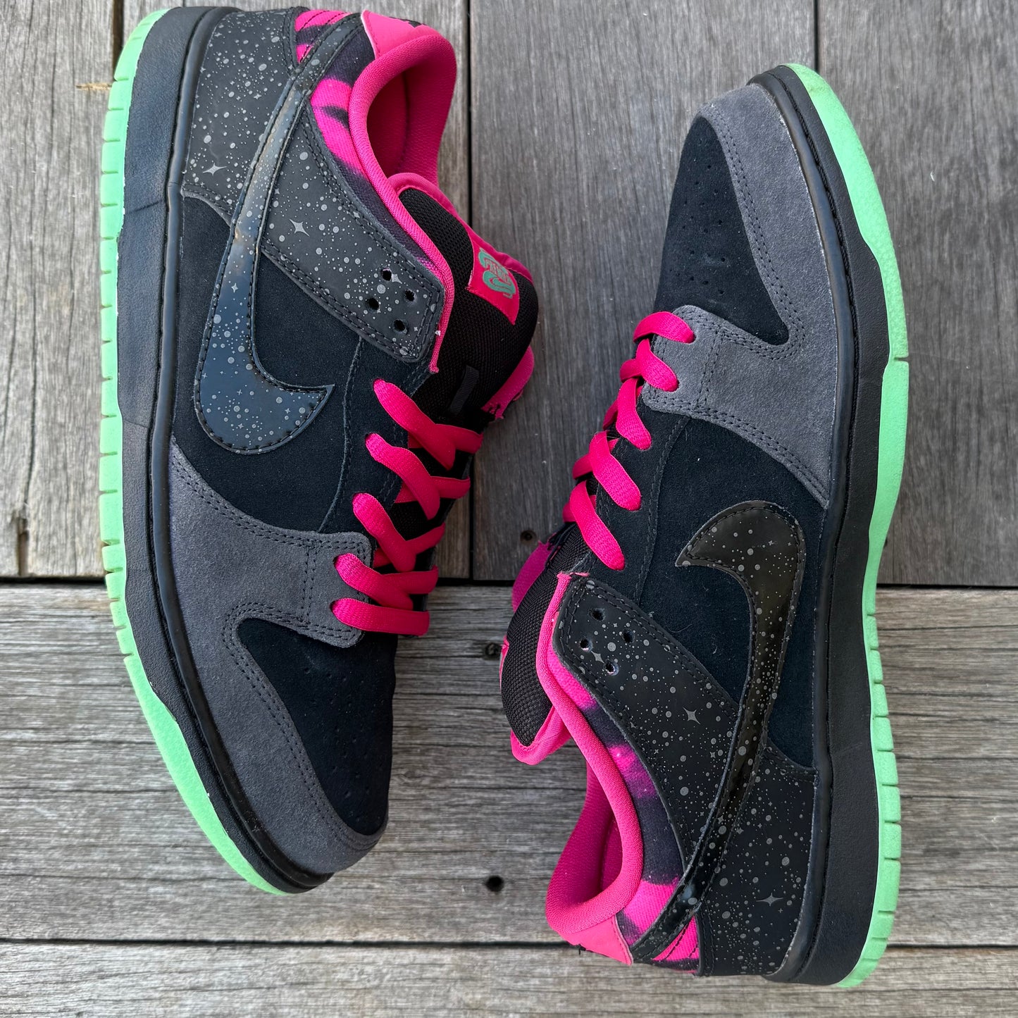 Nike SB Dunk Low Northern Lights Size 12