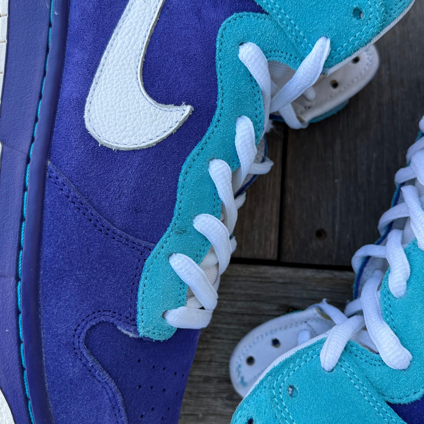 Nike SB Dunk High Oceanic Airlines Size 13