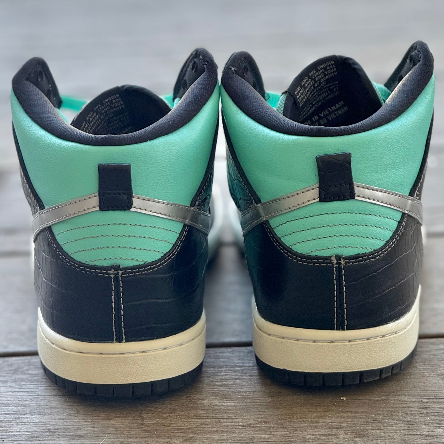 Nike SB Dunk High Tiffany Diamond Size 10.5