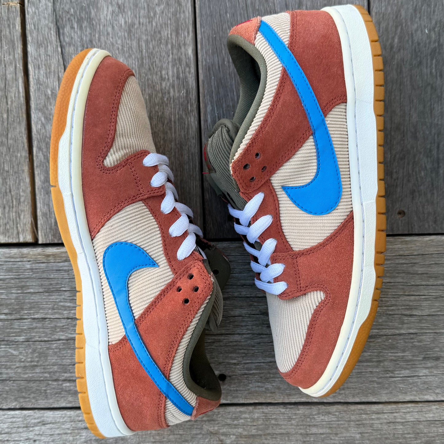 Nike SB Dunk Low Dusty Peach Corduroy Size 8.5