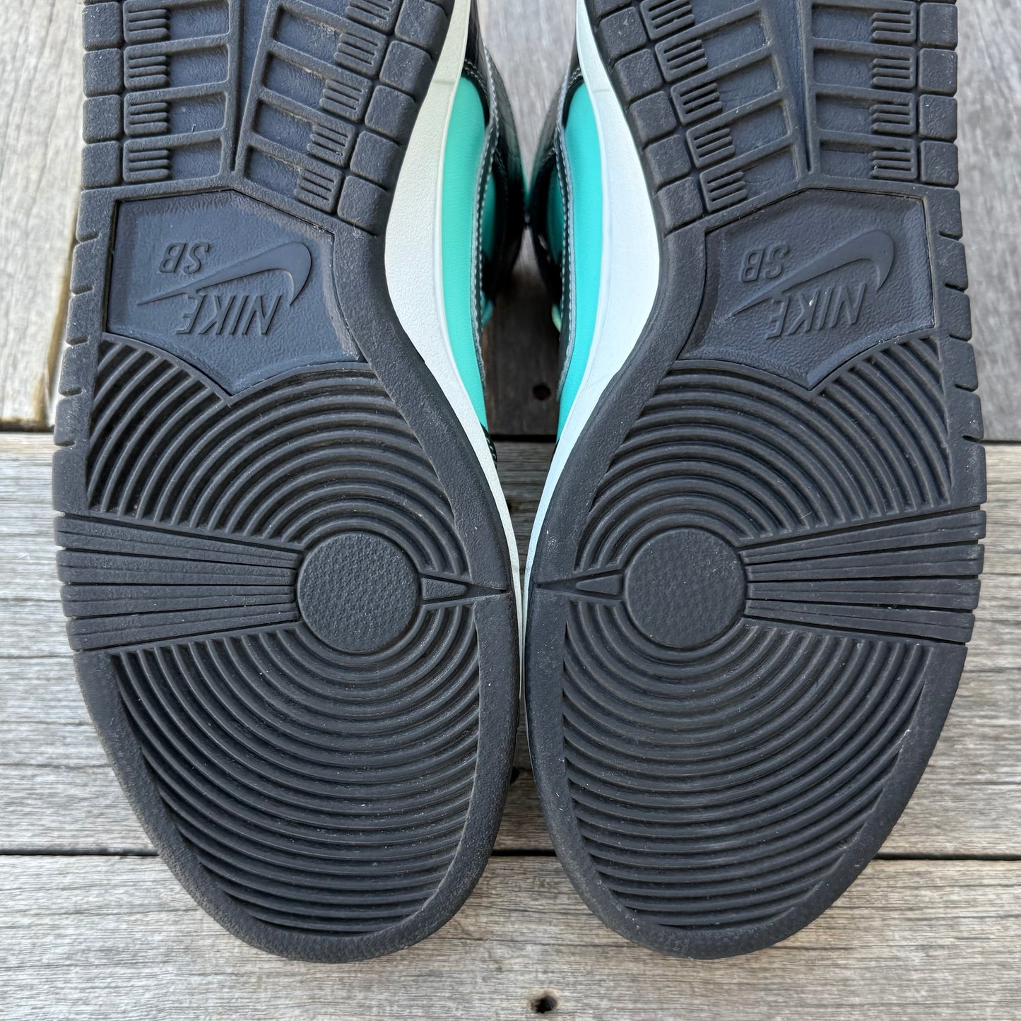 Nike SB Dunk High Tiffany Diamond Size 10.5