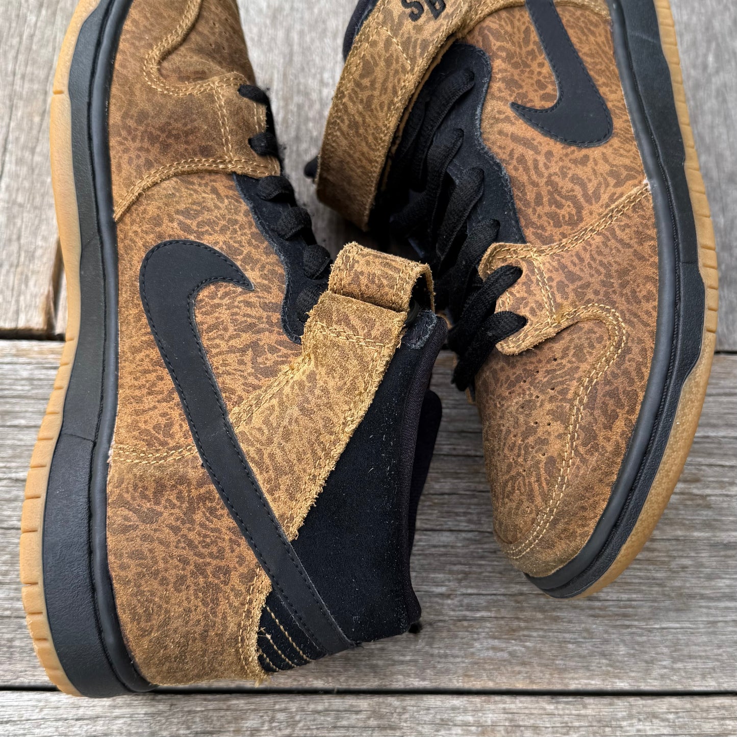 Nike SB Dunk Mid Leopard SAMPLE Size 8