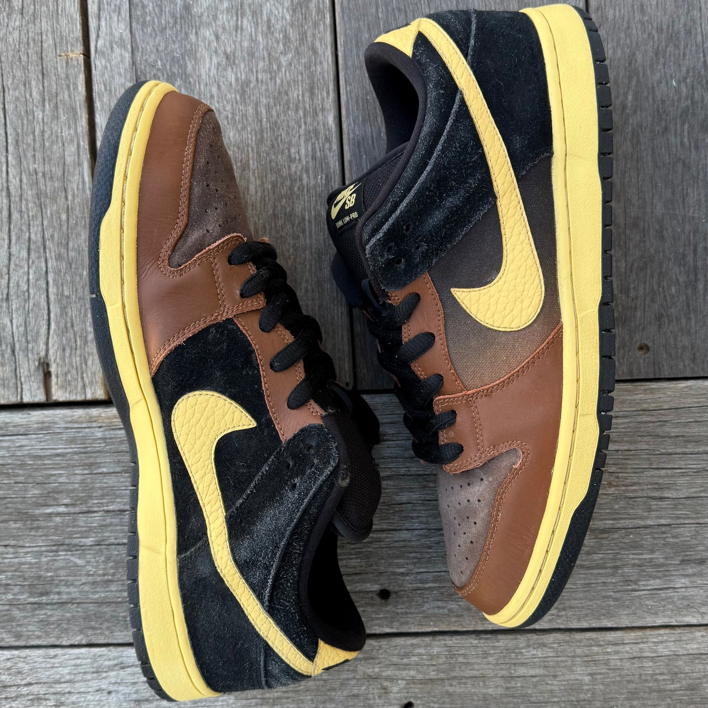 Nike SB Dunk Low Black & Tan Size 11.5