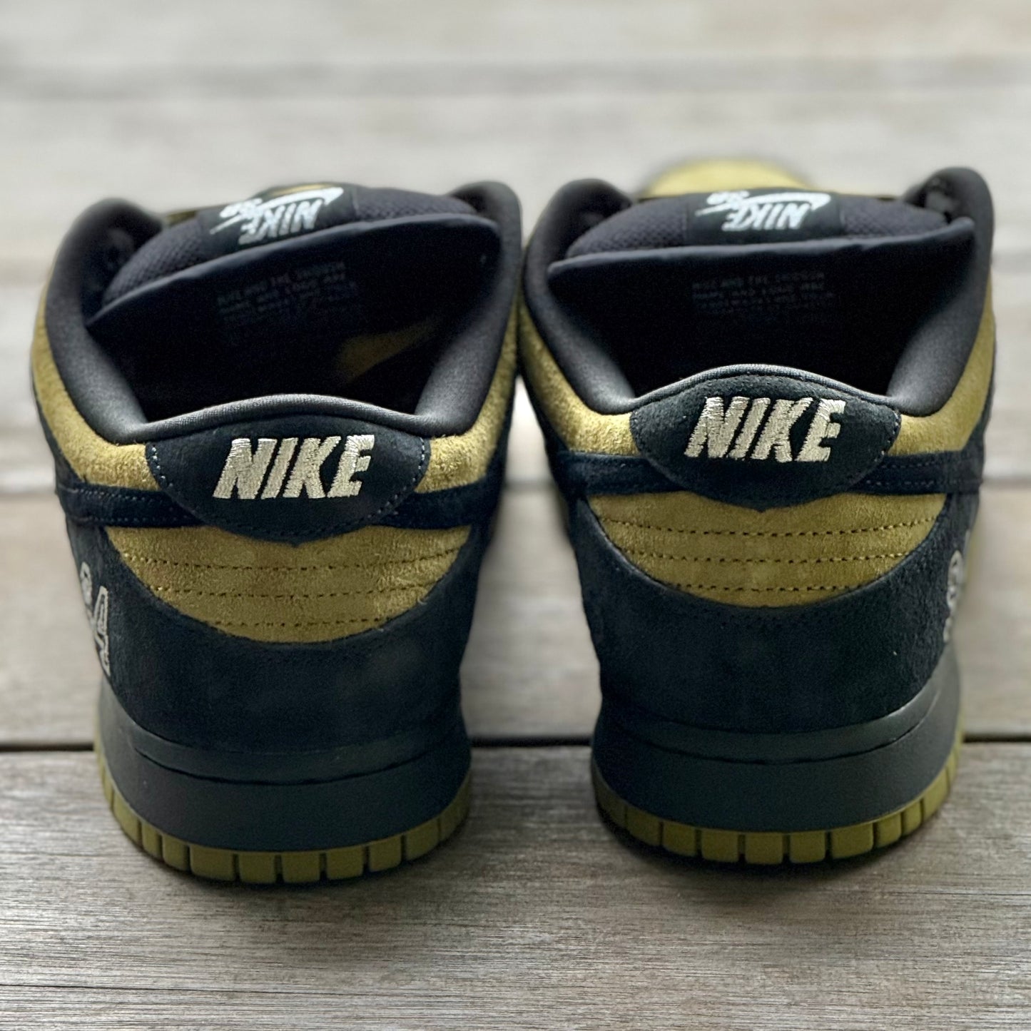 Nike SB Dunk Low Supreme ‘94 Camper Green Hulk Size 9.5