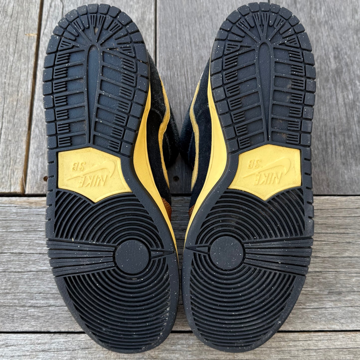 Nike SB Dunk Low Black & Tan Size 11.5