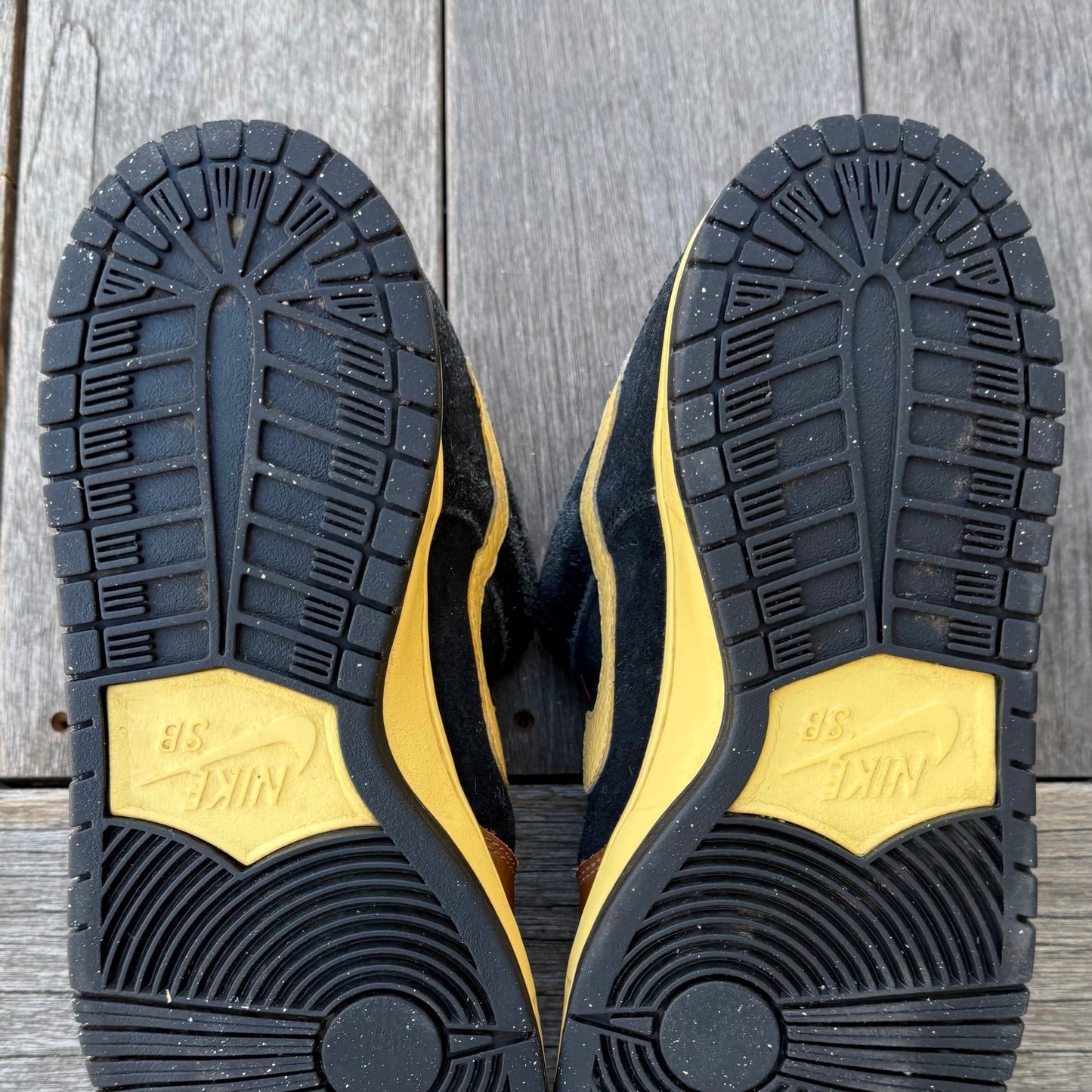 Nike SB Dunk Low Black & Tan Size 11.5