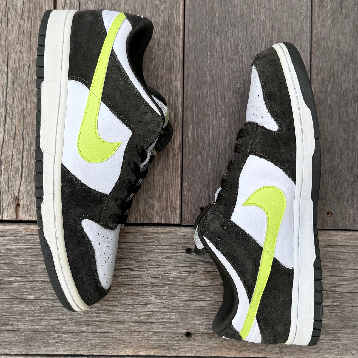 Nike Dunk Low 6.0 Dark Army Volt Size 10