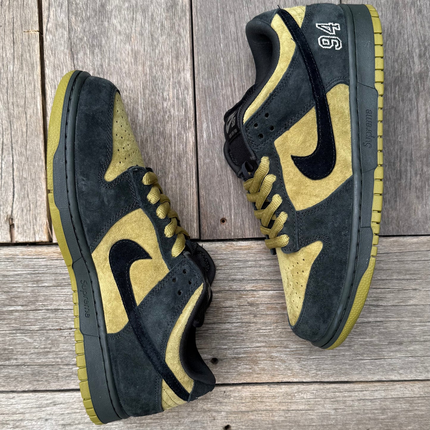 Nike SB Dunk Low Supreme ‘94 Camper Green Hulk Size 9.5