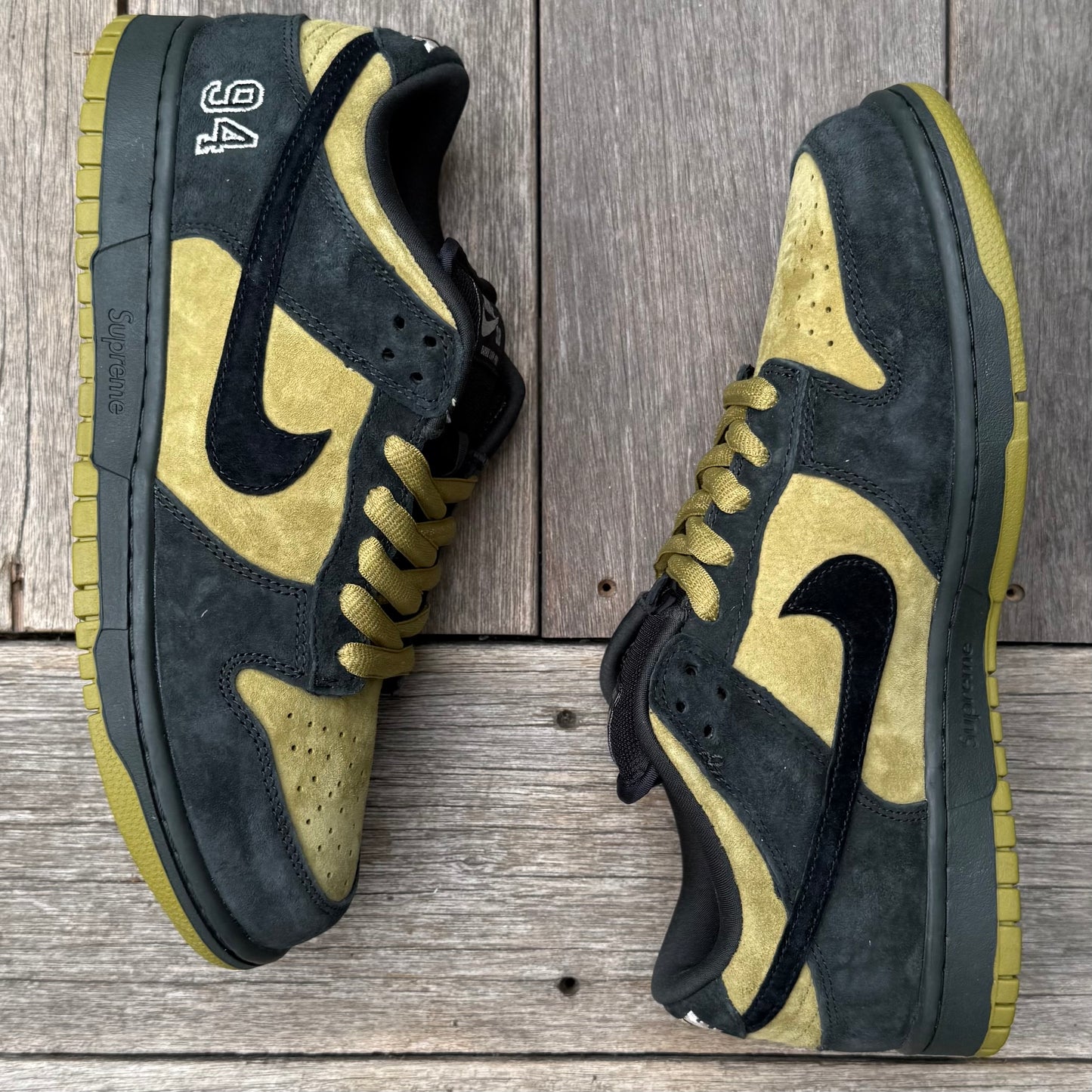 Nike SB Dunk Low Supreme ‘94 Camper Green Hulk Size 9.5