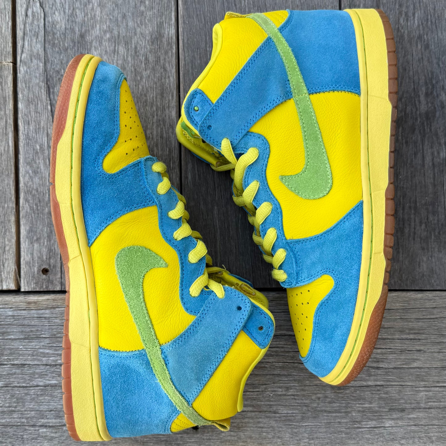 Nike SB Dunk High Marge Simpson Size 9.5