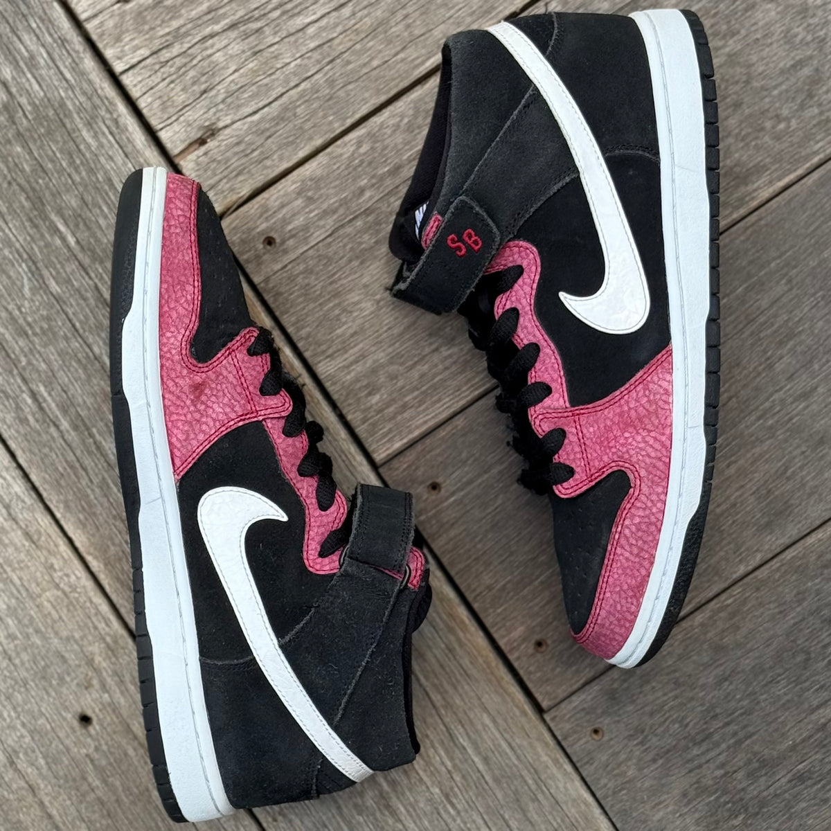 Nike SB Dunk Mid Black/White/Red Cement Size 10