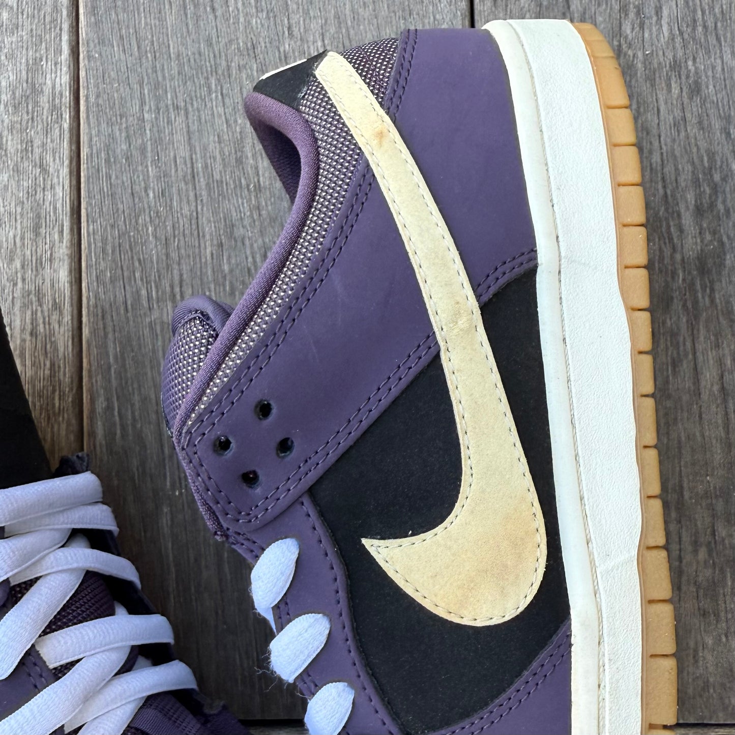 Nike SB Dunk Low Dark Raisin Size 10.5