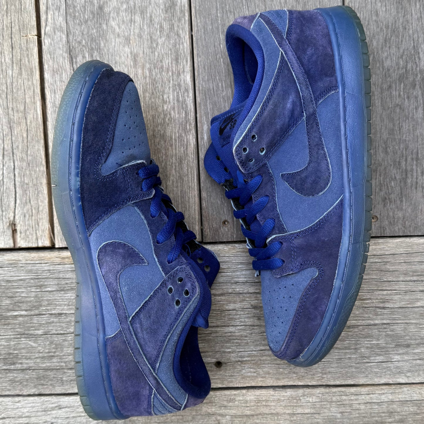 Nike SB Dunk Low Blue Moon Size 10.5