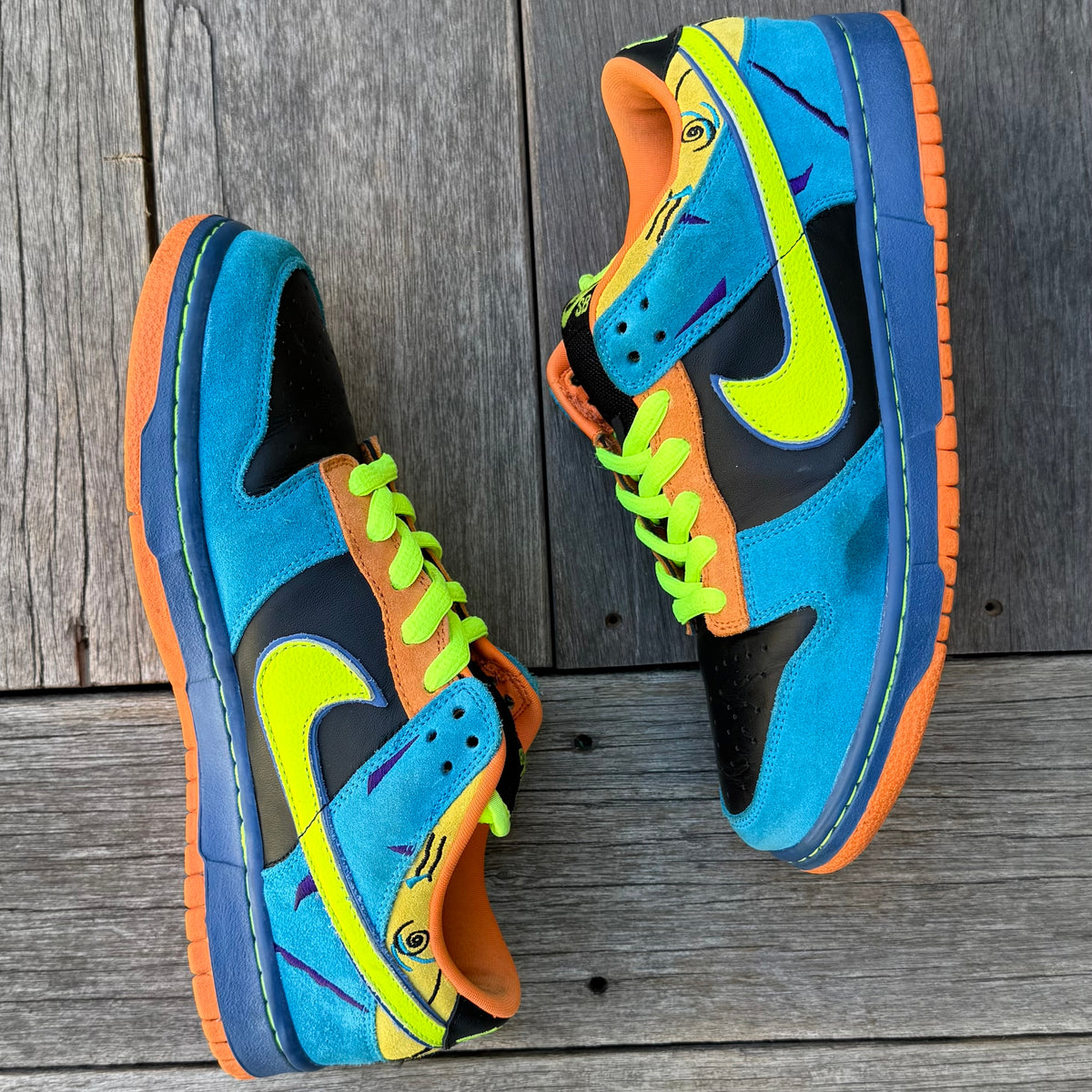 Nike SB Dunk Low Skate or Die Size 9