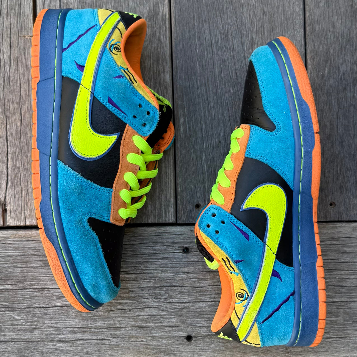 Nike SB Dunk Low Skate or Die Size 9