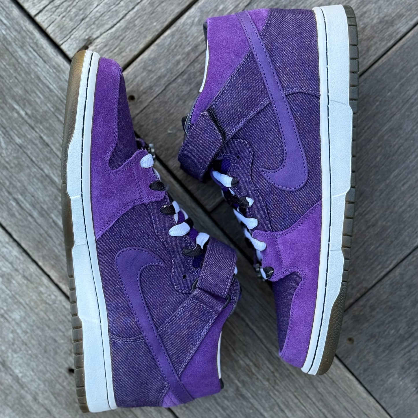 Nike SB Dunk Mid Dirty Money Size 9.5