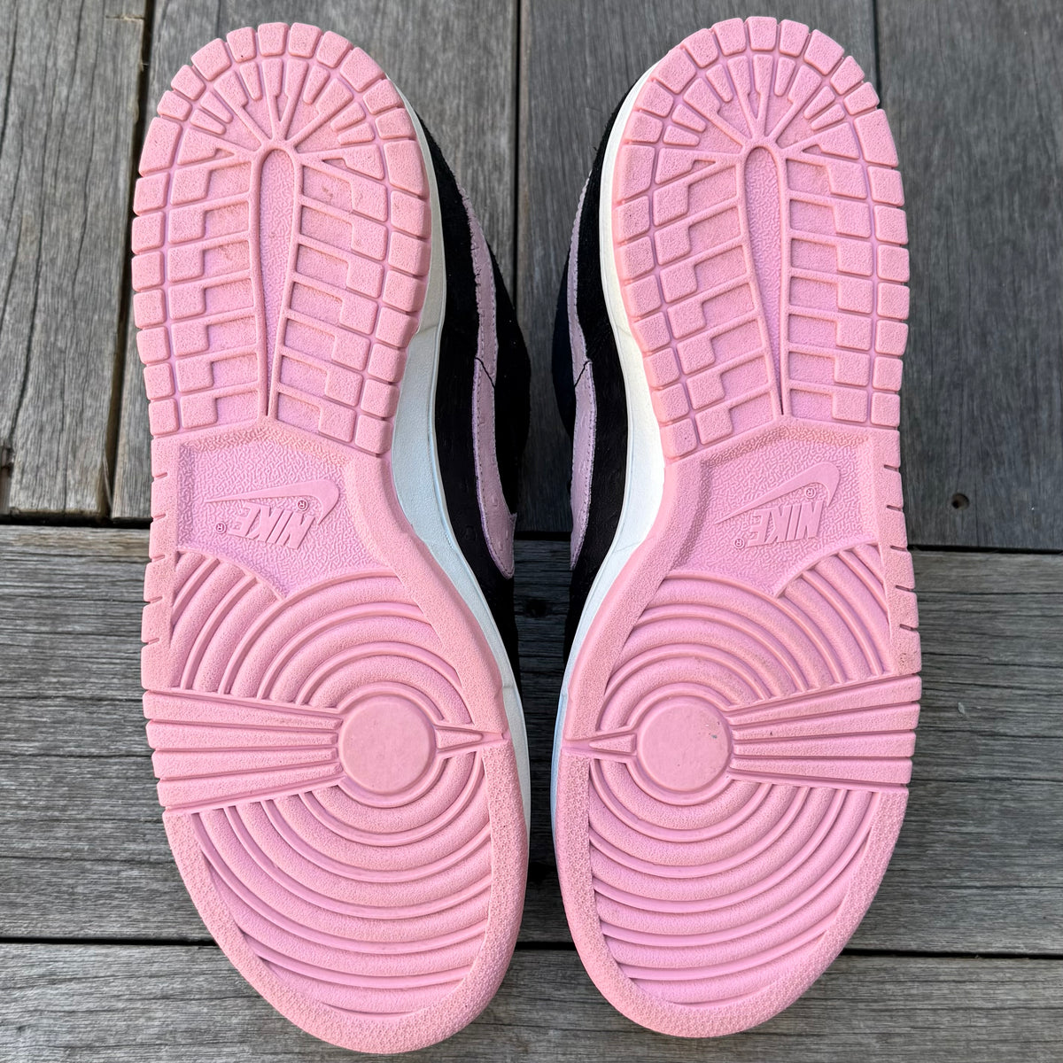 Nike Dunk Low 6.0 Black Perfect Pink Ostrich WMNS Size 12