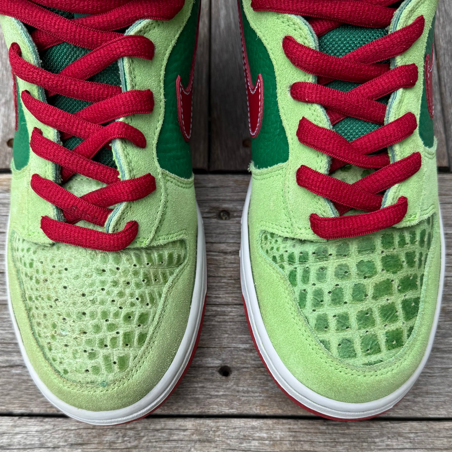 Nike SB Dunk High Dr Feelgood Size 9