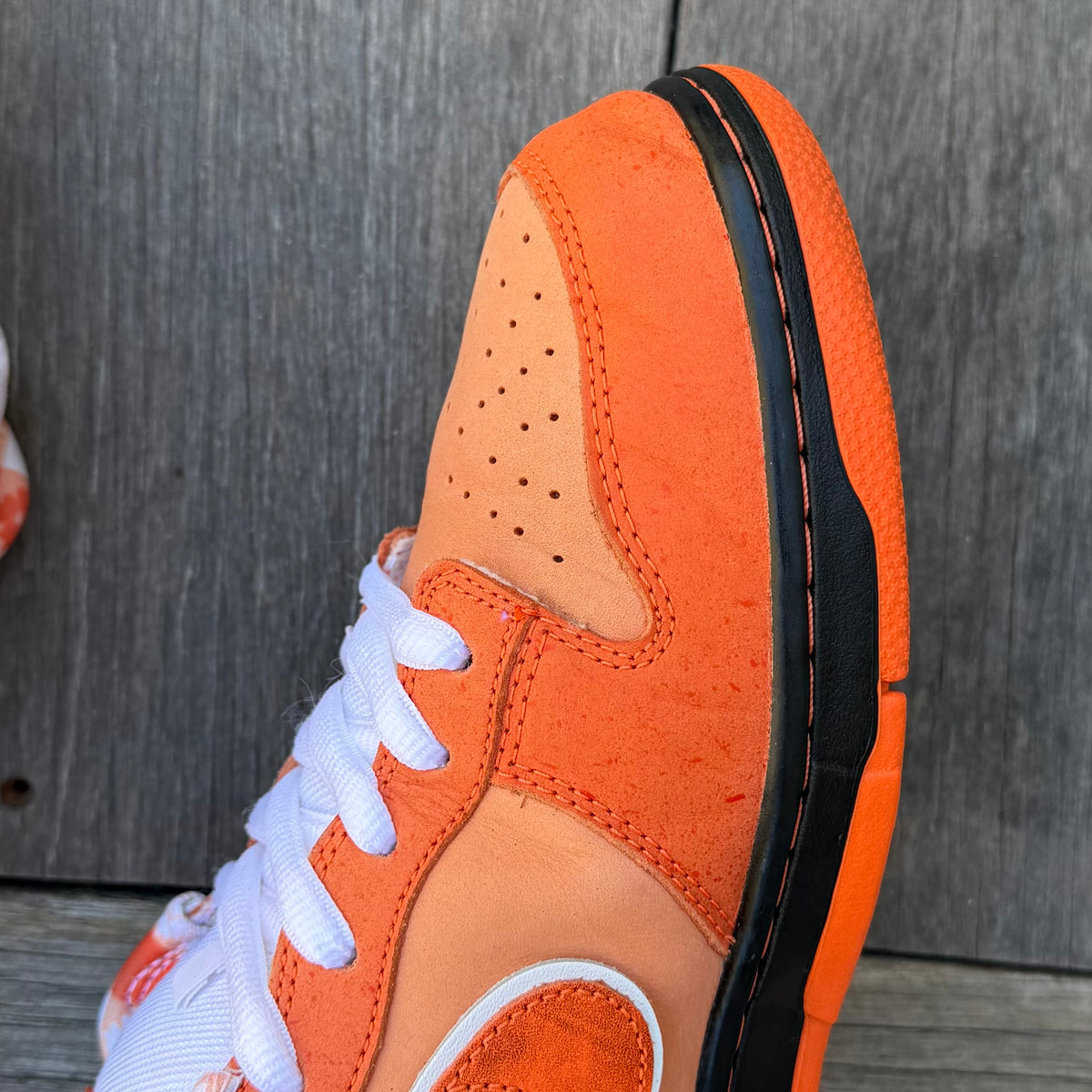 Nike SB Dunk Low Orange Lobster Size 11