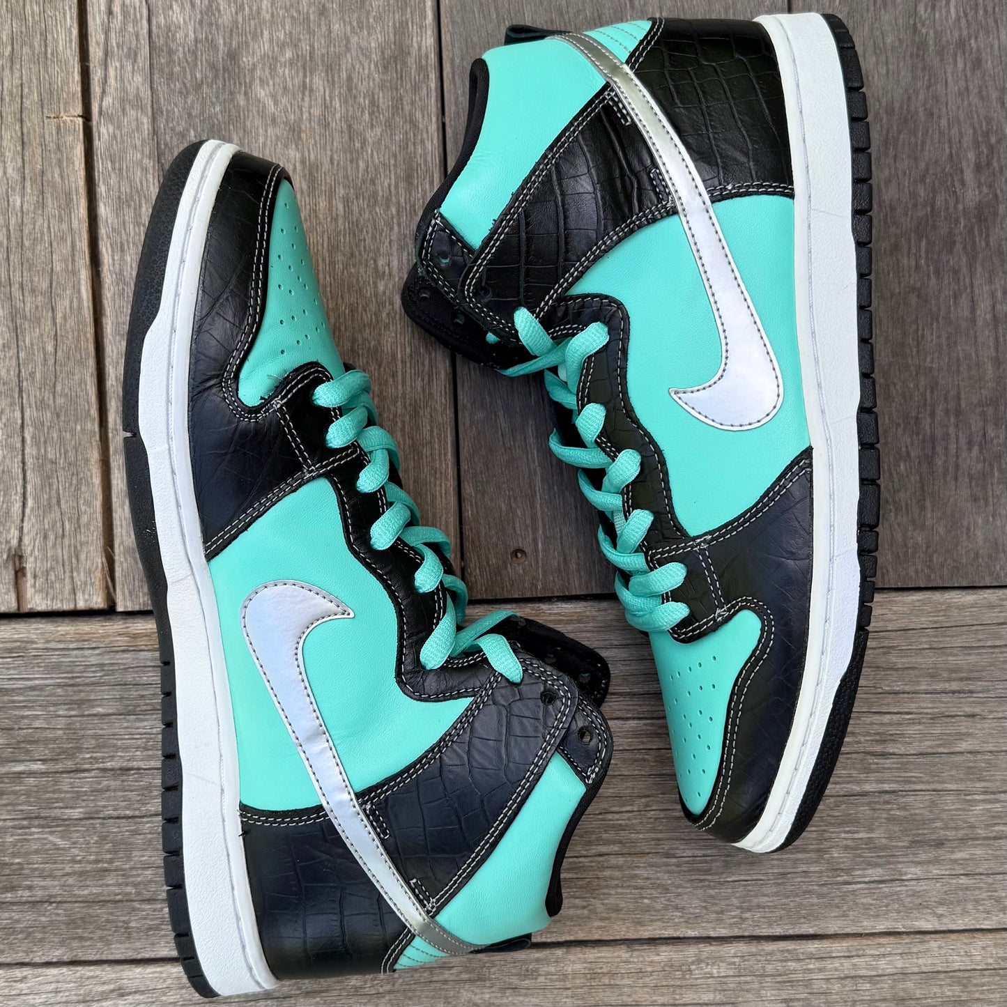 Nike SB Dunk High Tiffany Diamond Size 11