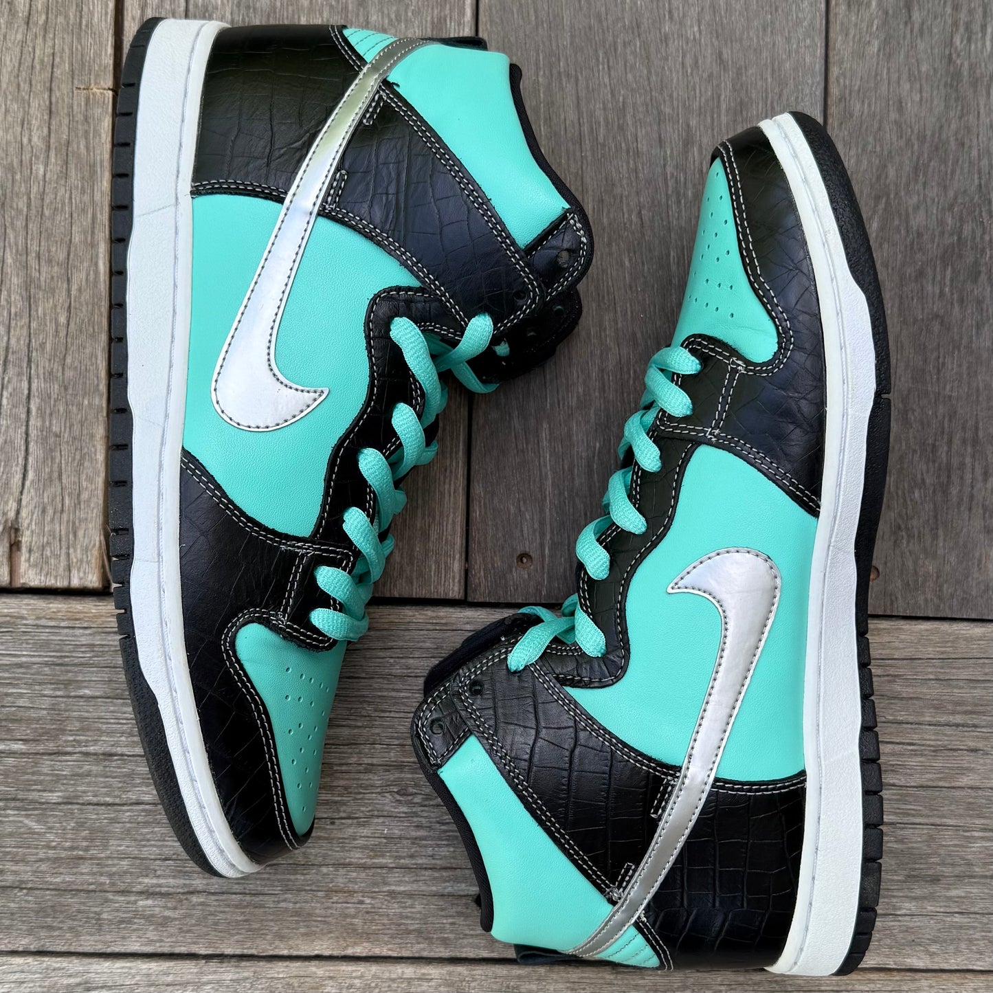 Nike SB Dunk High Tiffany Diamond Size 11