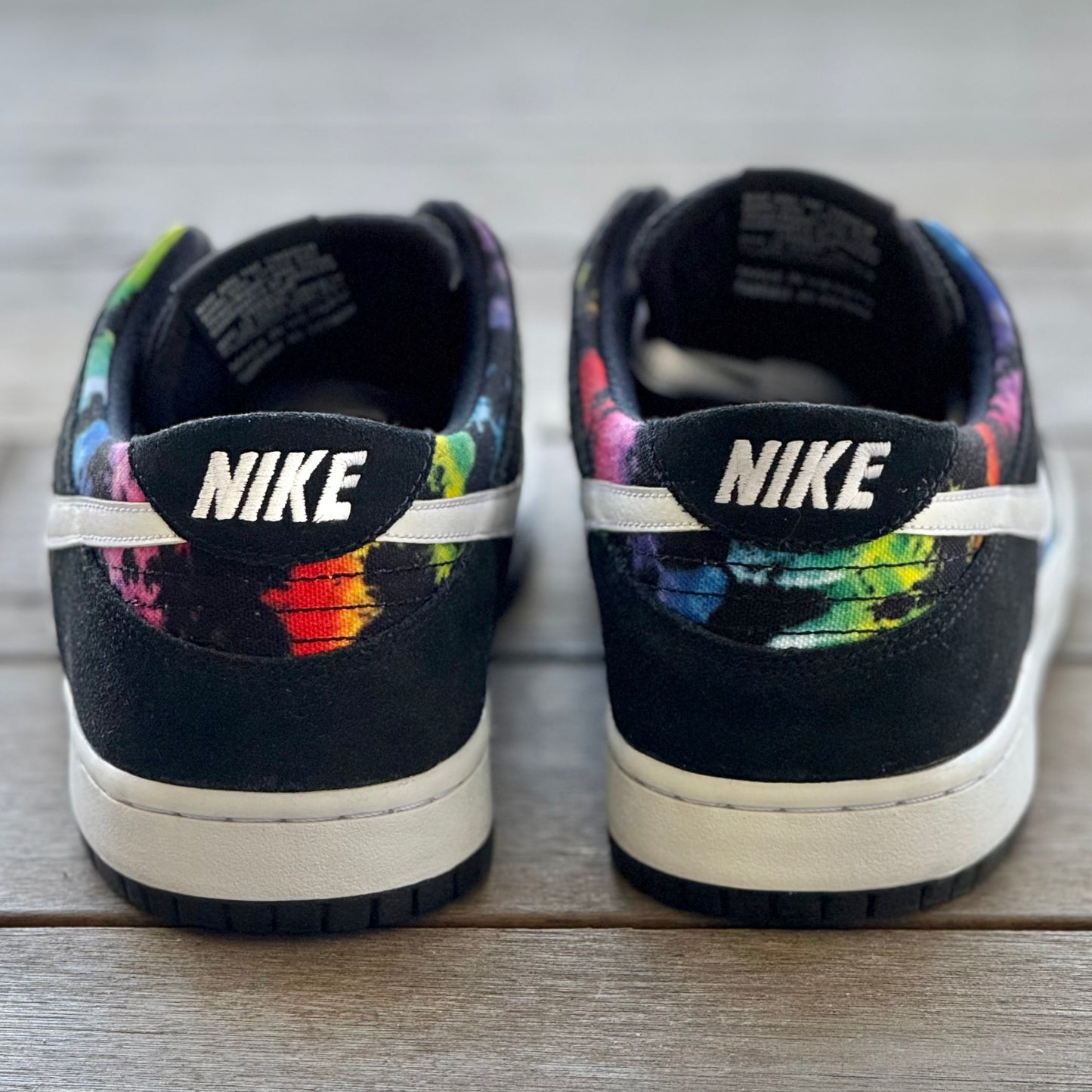 Nike SB Dunk Low Rainbow Tie Dye IW Size 10.5