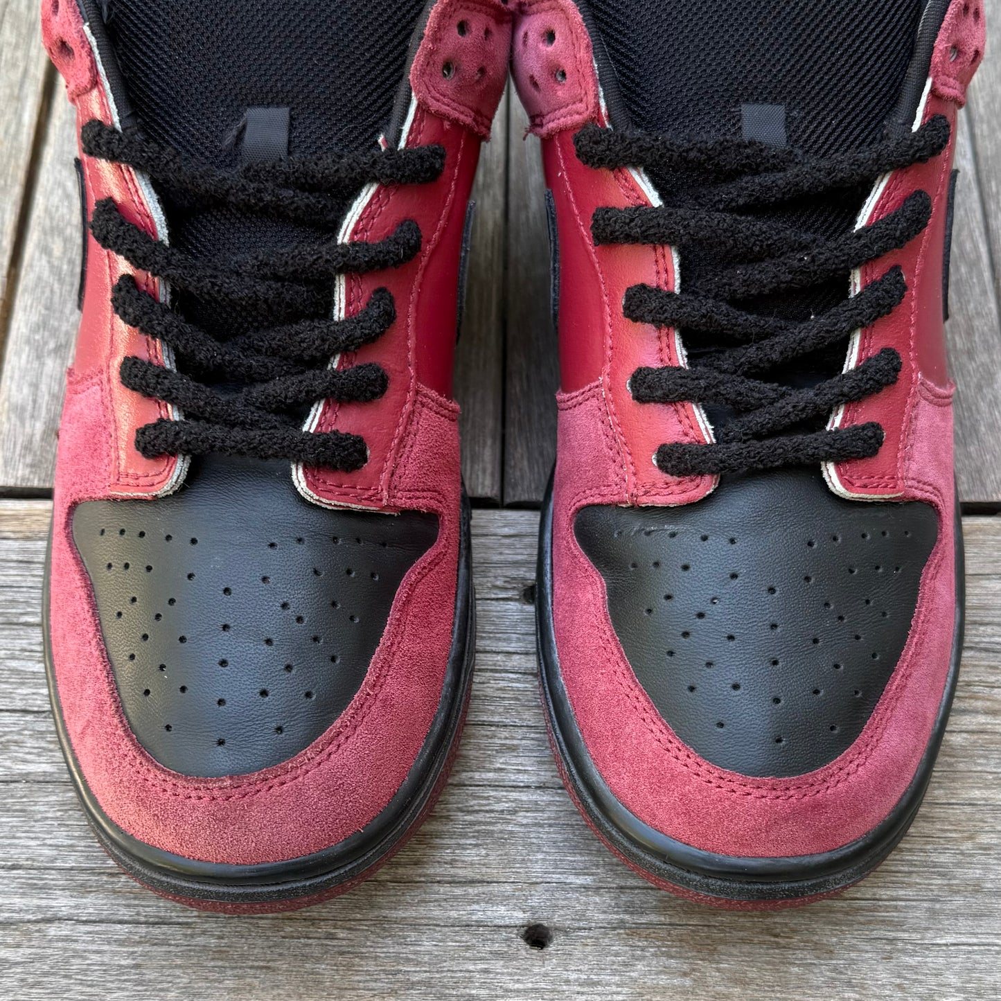 Nike SB Dunk Low Milli Vanilli Size 10