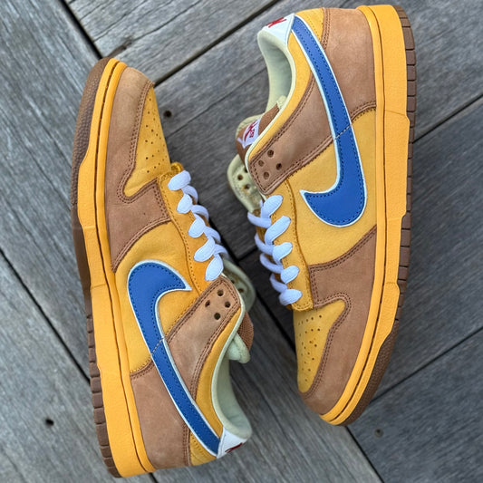 Nike SB Dunk Low Newcastle Brown Ale Size 9