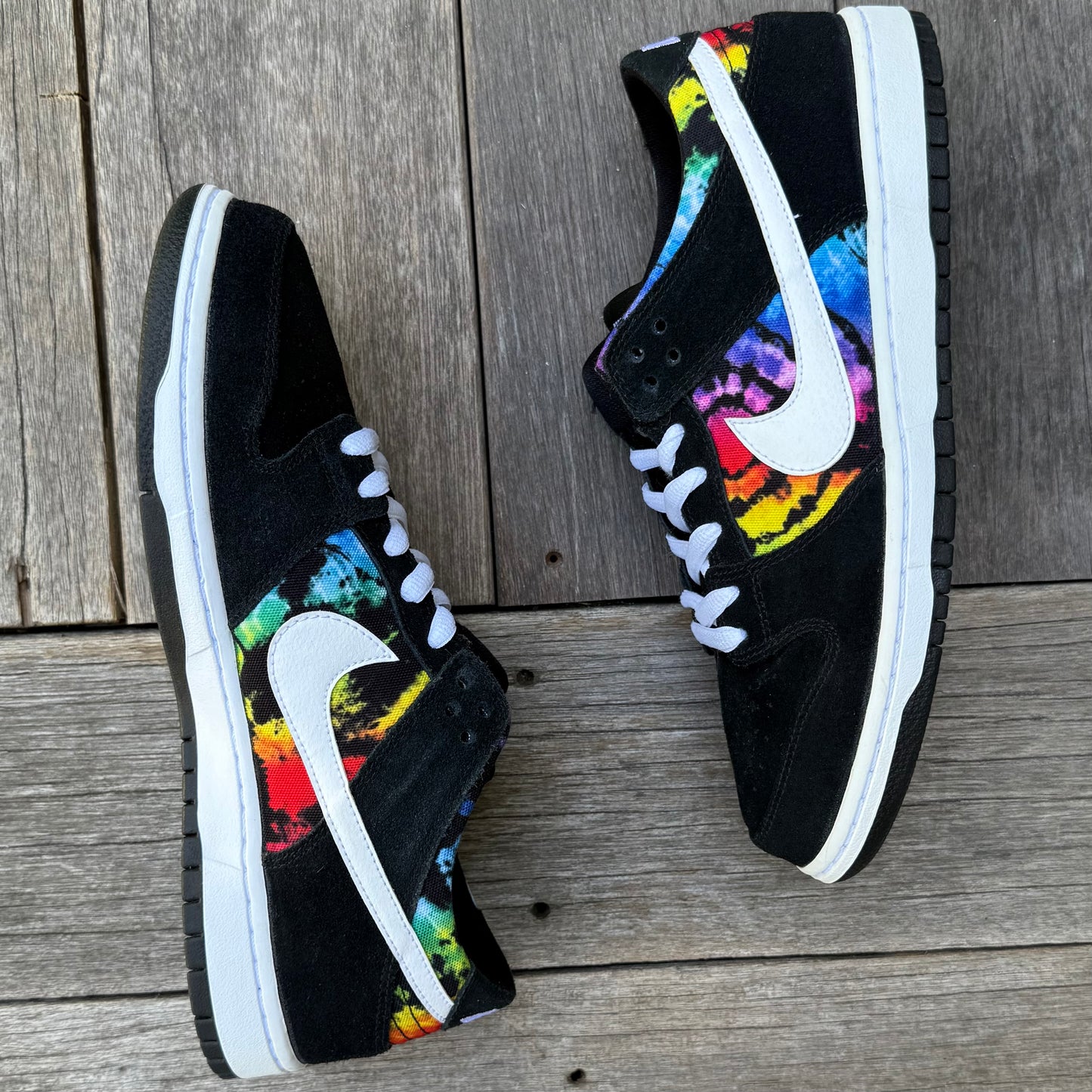 Nike SB Dunk Low Rainbow Tie Dye IW (SAMPLE) Size 10.5