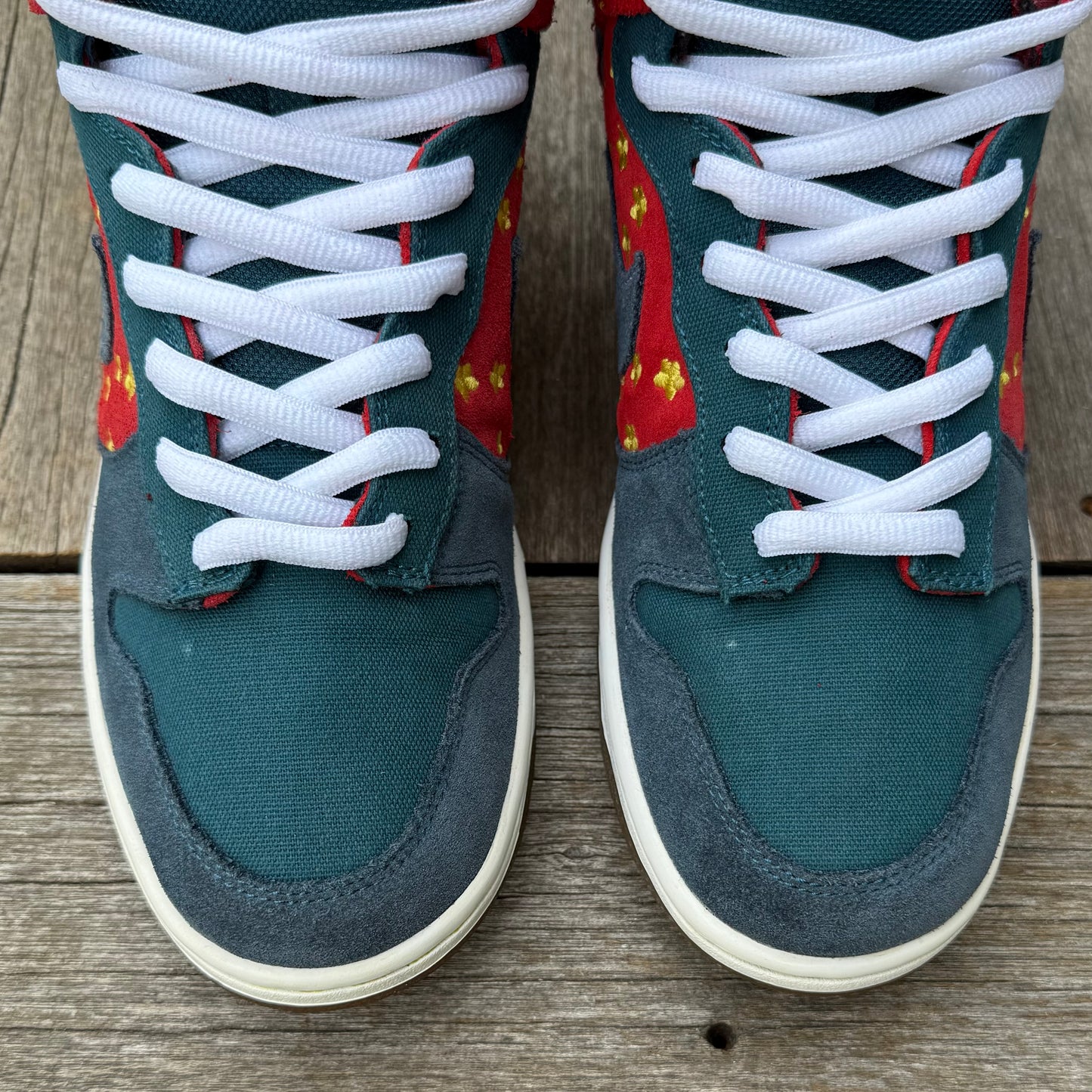 Nike SB Dunk High Quagmire Size 9.5