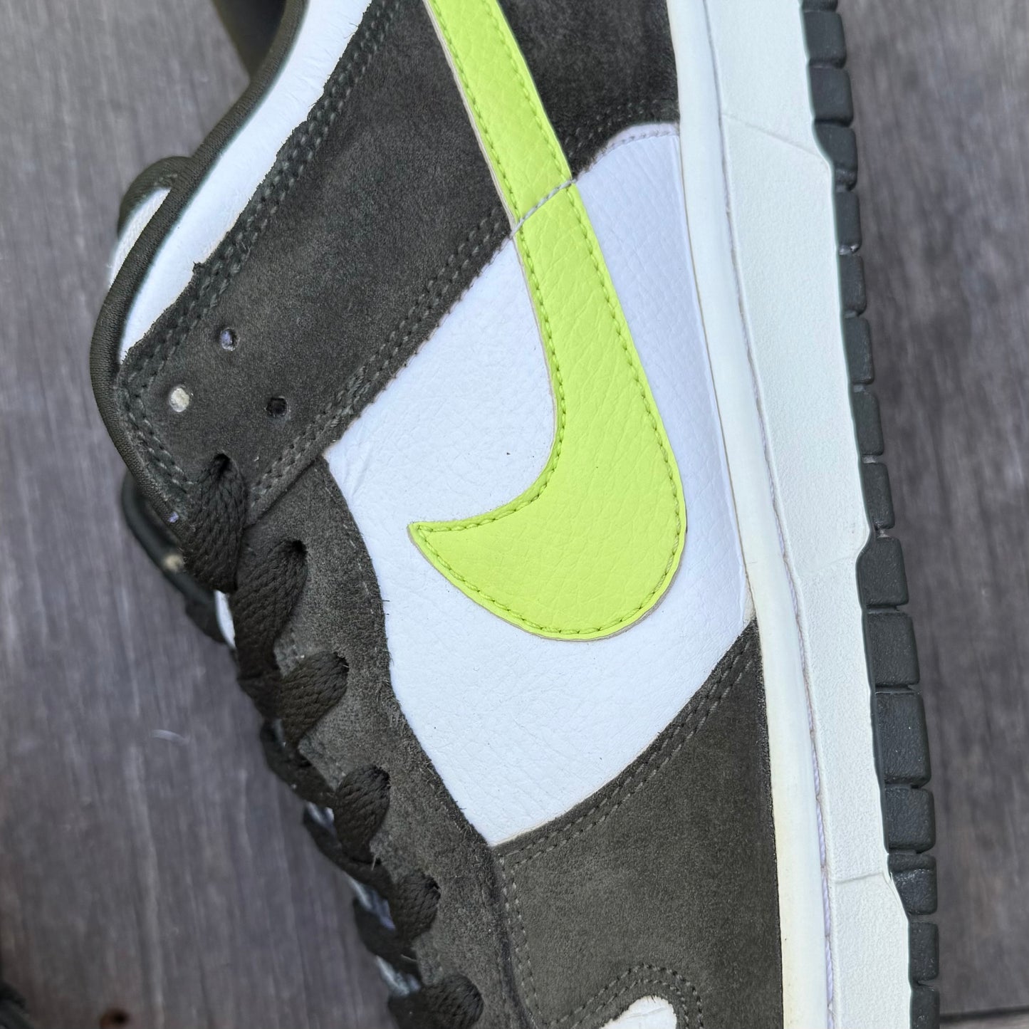Nike Dunk Low 6.0 Volt White Dark Army Size 12