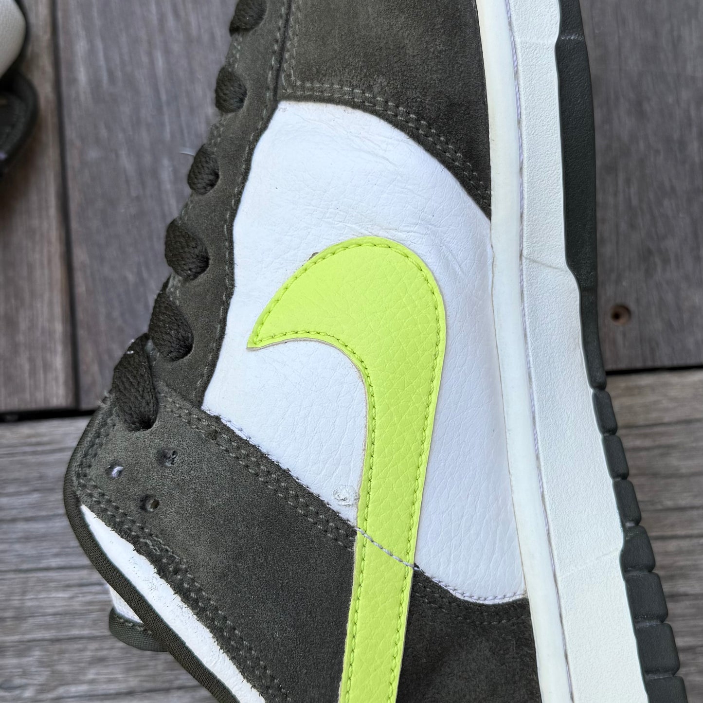 Nike Dunk Low 6.0 Volt White Dark Army Size 12