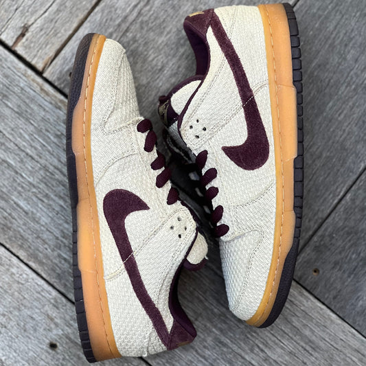 Nike SB Dunk Low Red Hemp Size 8