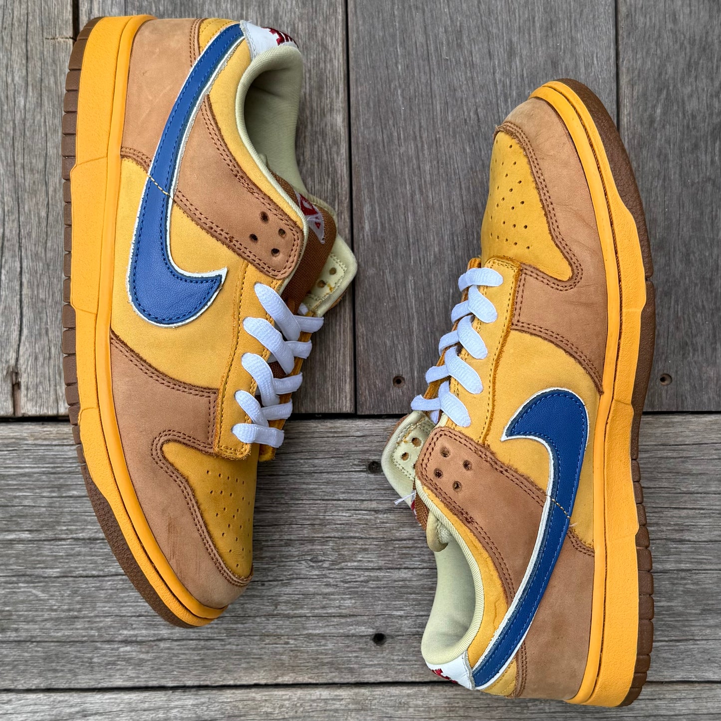 Nike SB Dunk Low Newcastle Size 9.5
