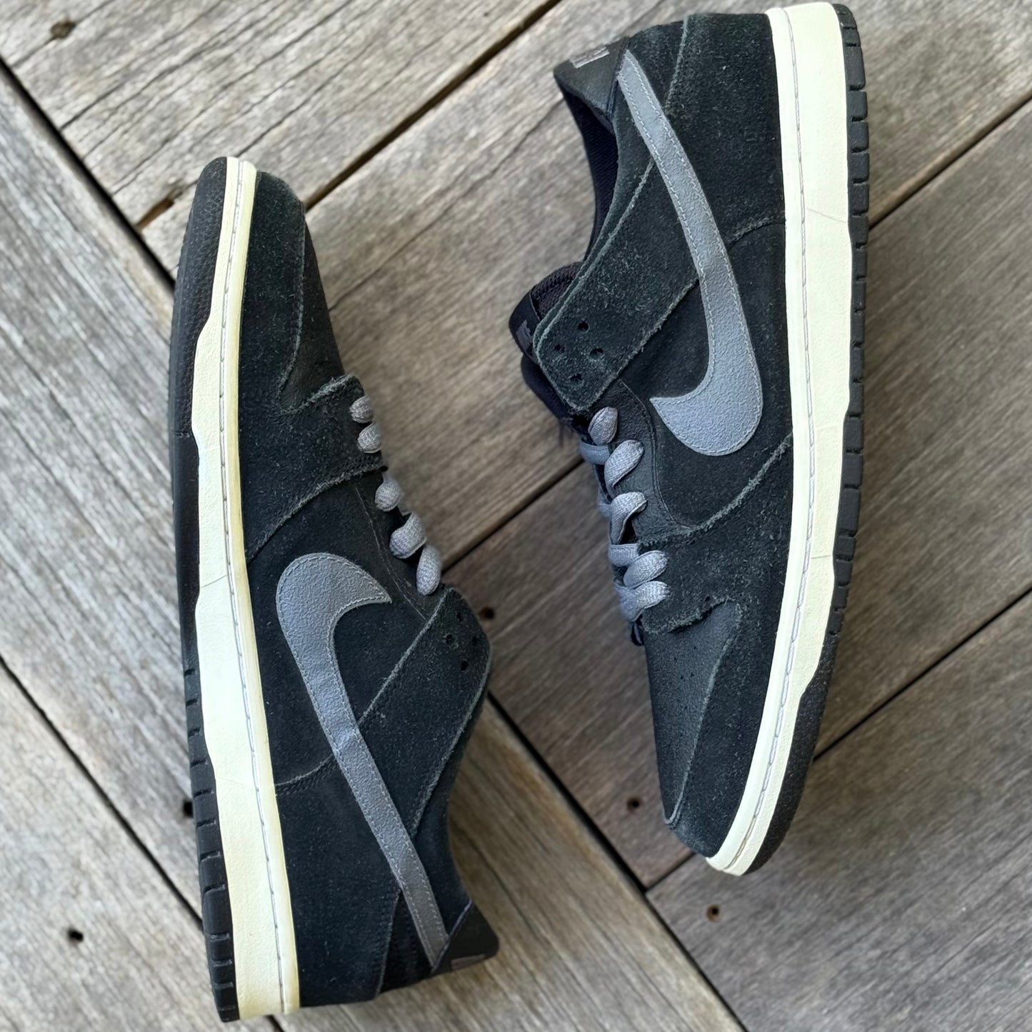 Nike SB Dunk Low Black Light Griptape Size 11.5