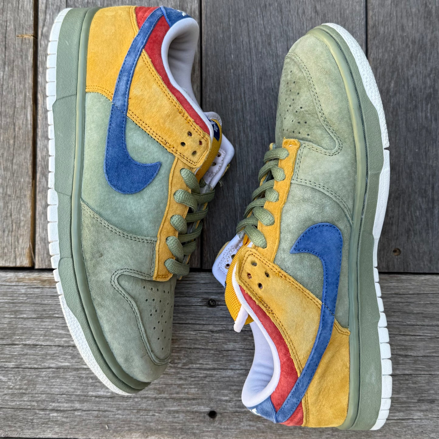 Nike SB Dunk Low Puff N Stuff Size 9.5