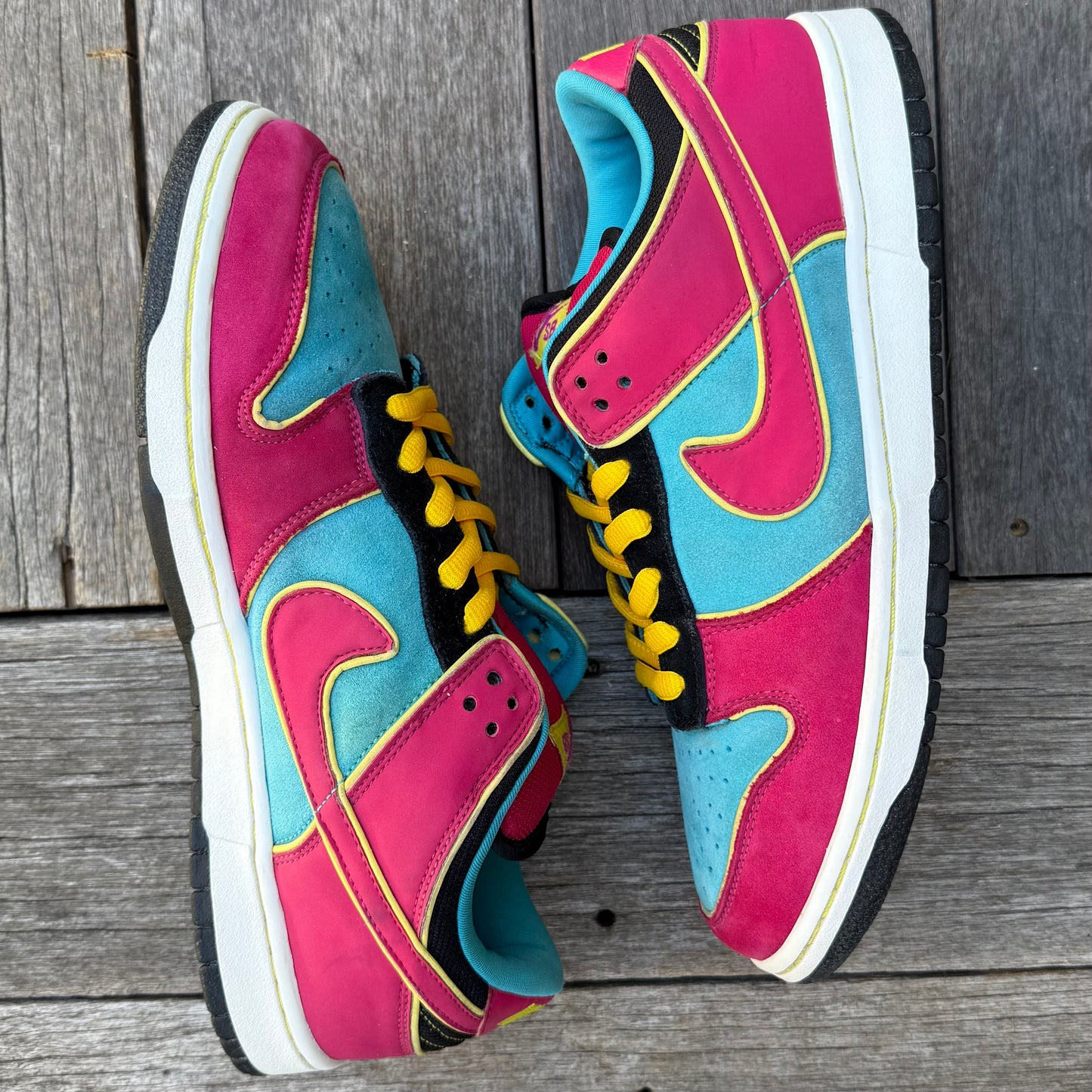 Nike SB Dunk Low Miss PacMan Size 11