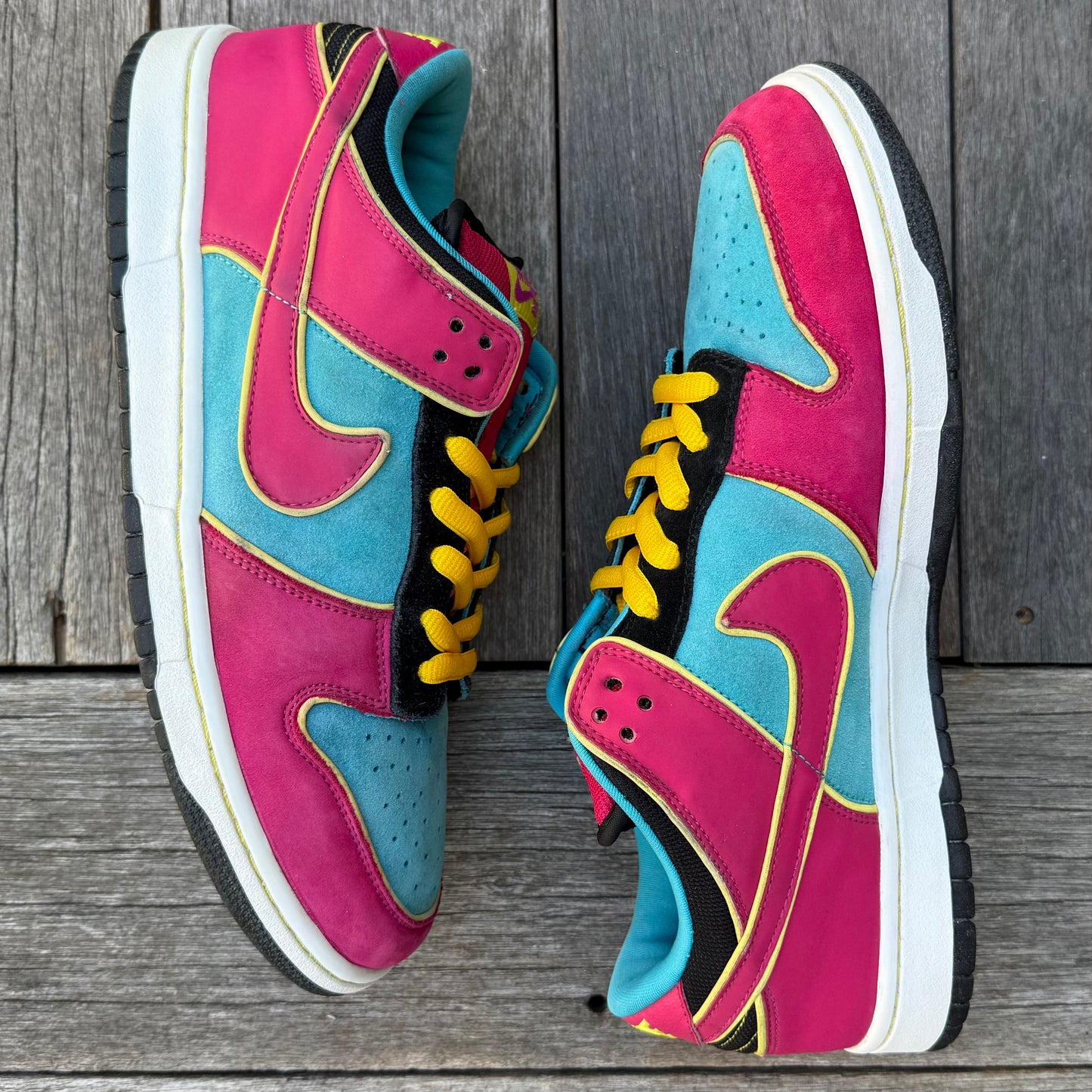 Nike SB Dunk Low Miss PacMan Size 11