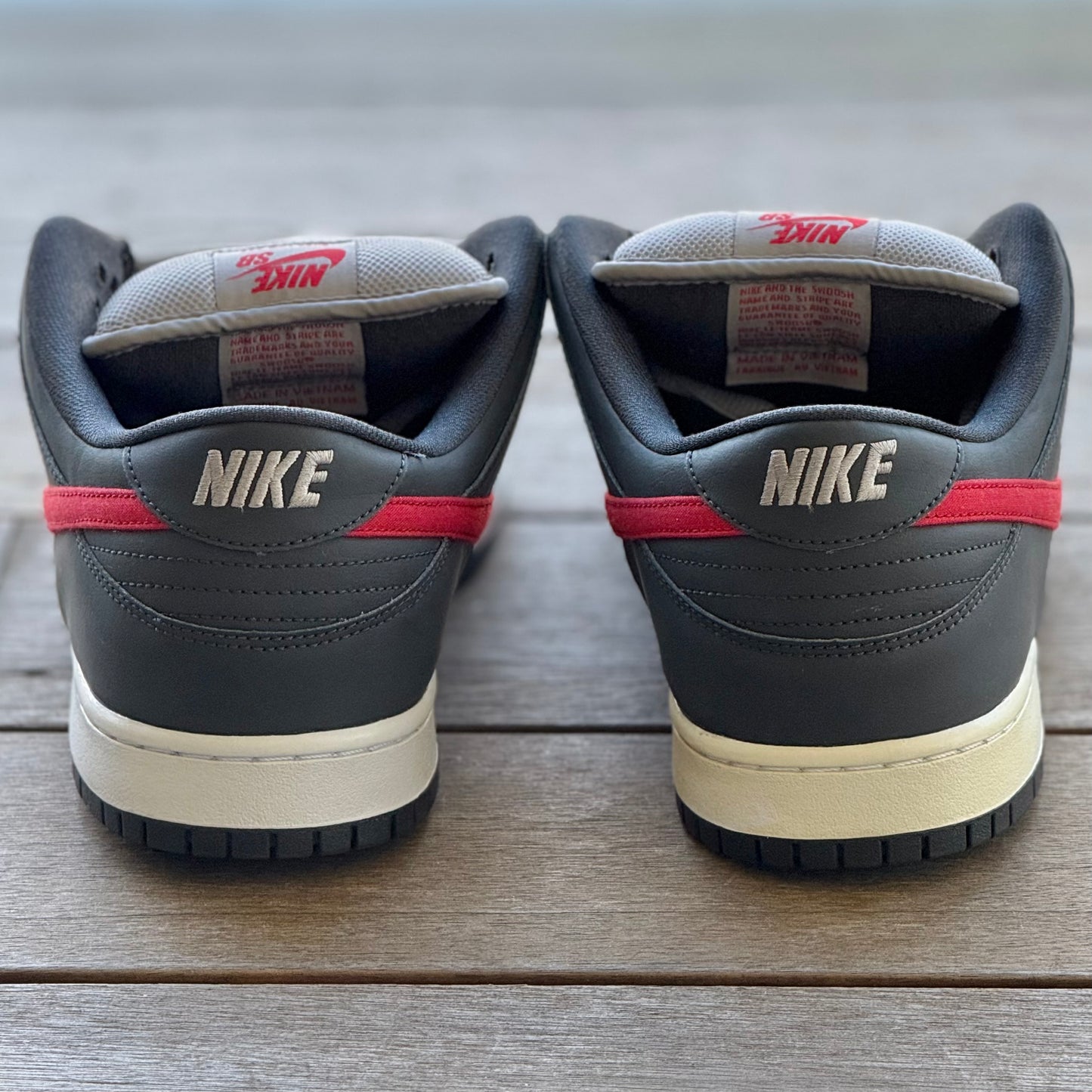 Nike SB Dunk Low Medium Grey Red Size 14