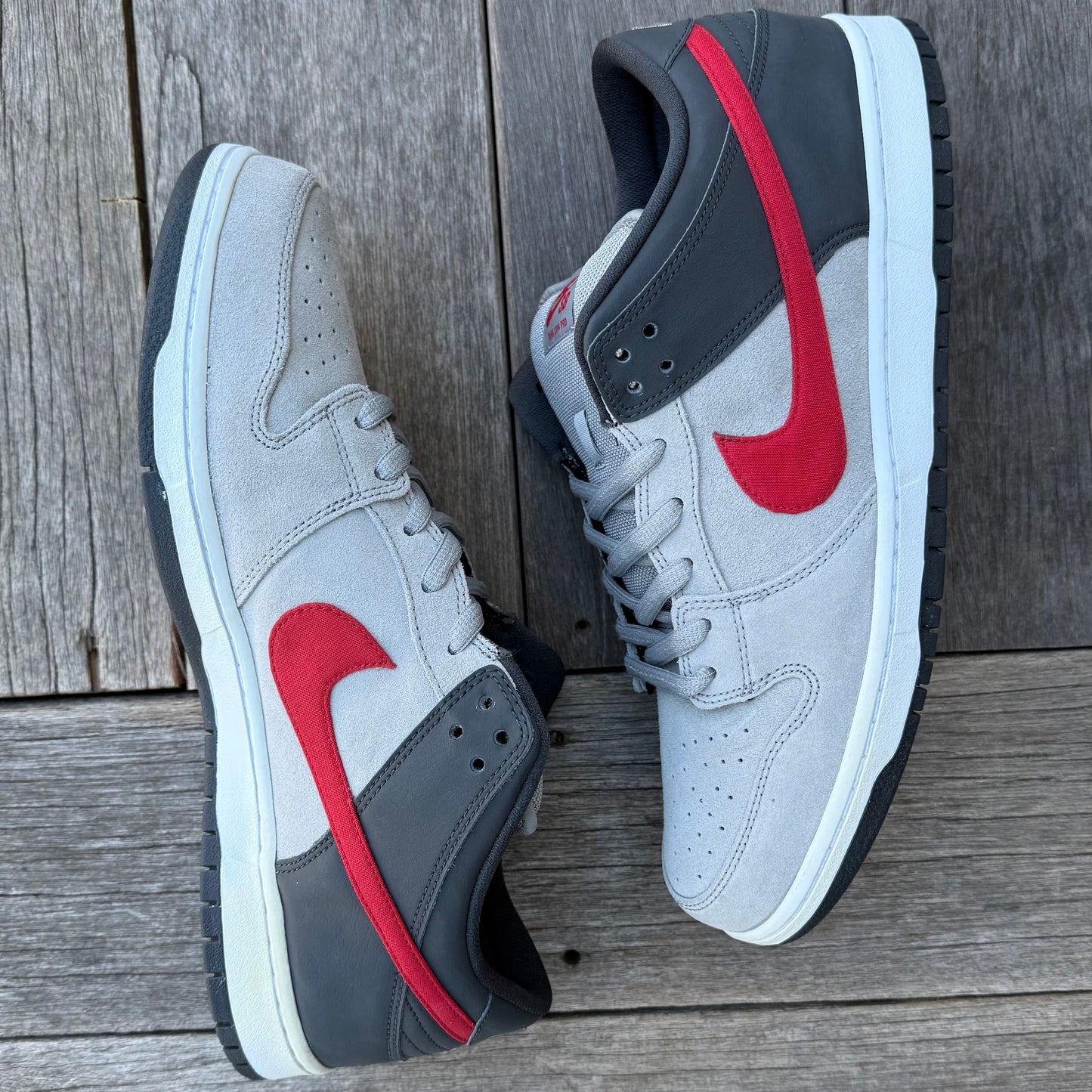 Nike SB Dunk Low Medium Grey Red Size 14